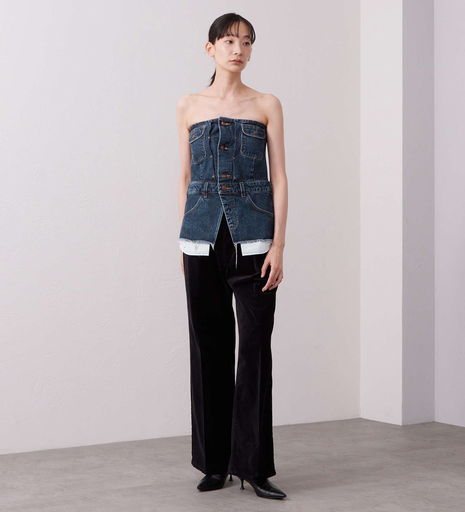 Wrangler(ラングラー)のWRANCHER WIDE/ランチャーフレアーワイド ベロア【レディース/暖】|パンツ/パンツ/レディース|ブラック