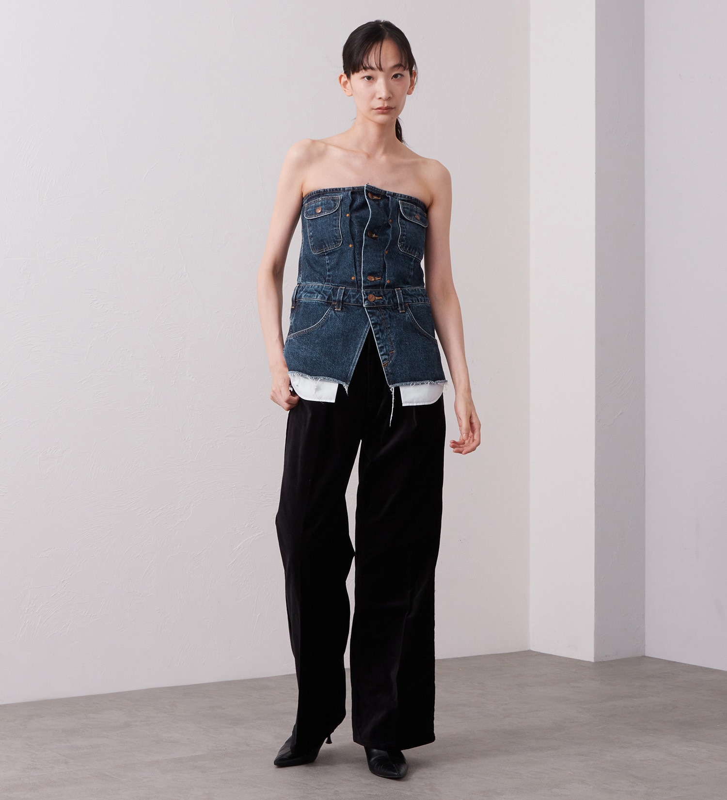 Wrangler(ラングラー)のWRANCHER WIDE/ランチャーフレアーワイド ベロア【レディース/暖】|パンツ/パンツ/レディース|ブラック