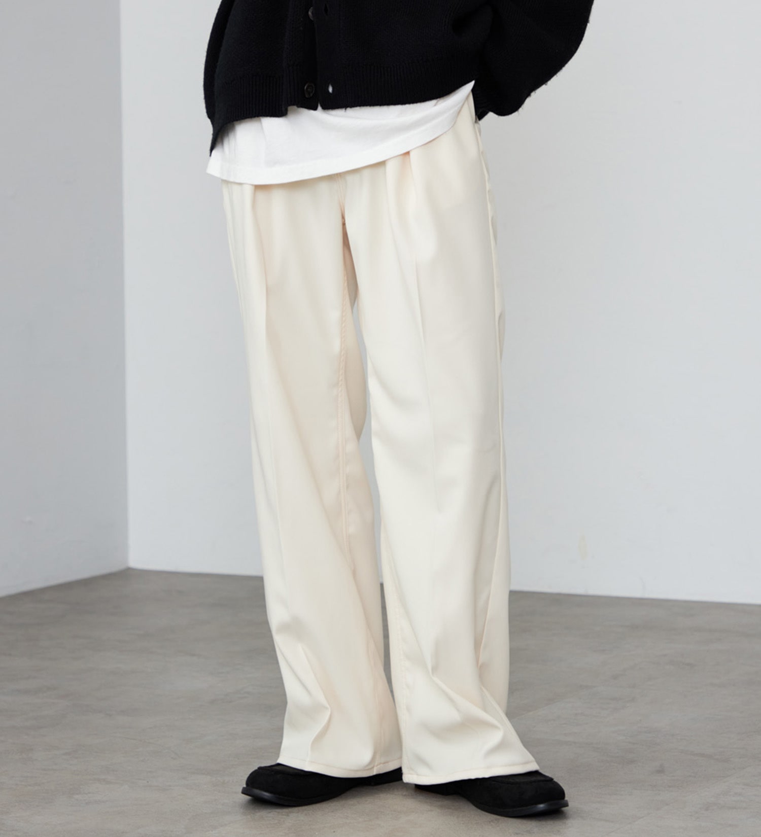 Wrangler(ラングラー)の【MENS】WRANCHER WIDE/ランチャーフレアーワイド|パンツ/パンツ/メンズ|アイボリー