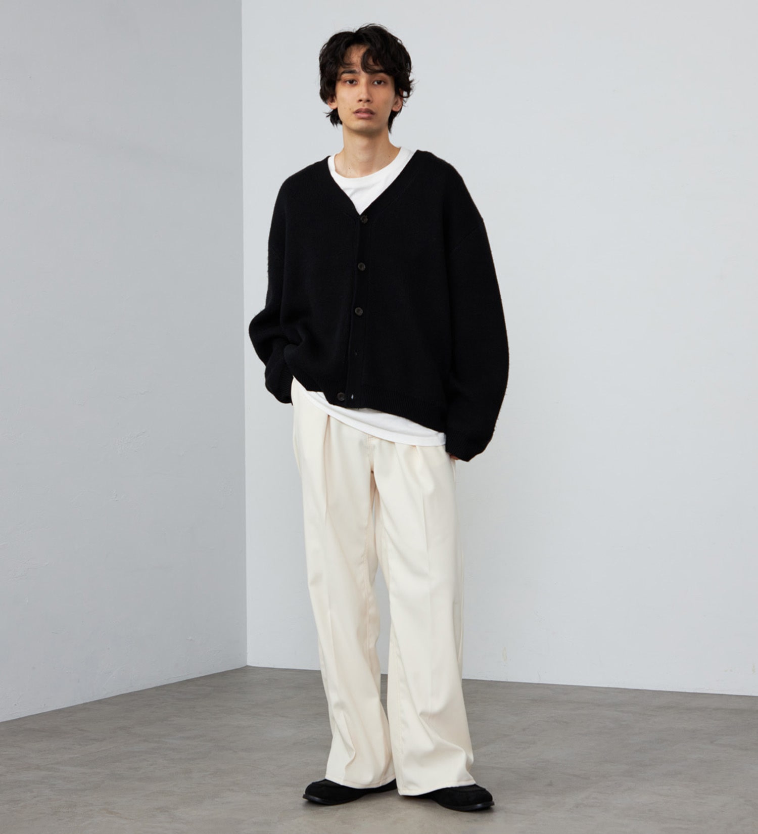 Wrangler(ラングラー)の【MENS】WRANCHER WIDE/ランチャーフレアーワイド|パンツ/パンツ/メンズ|アイボリー