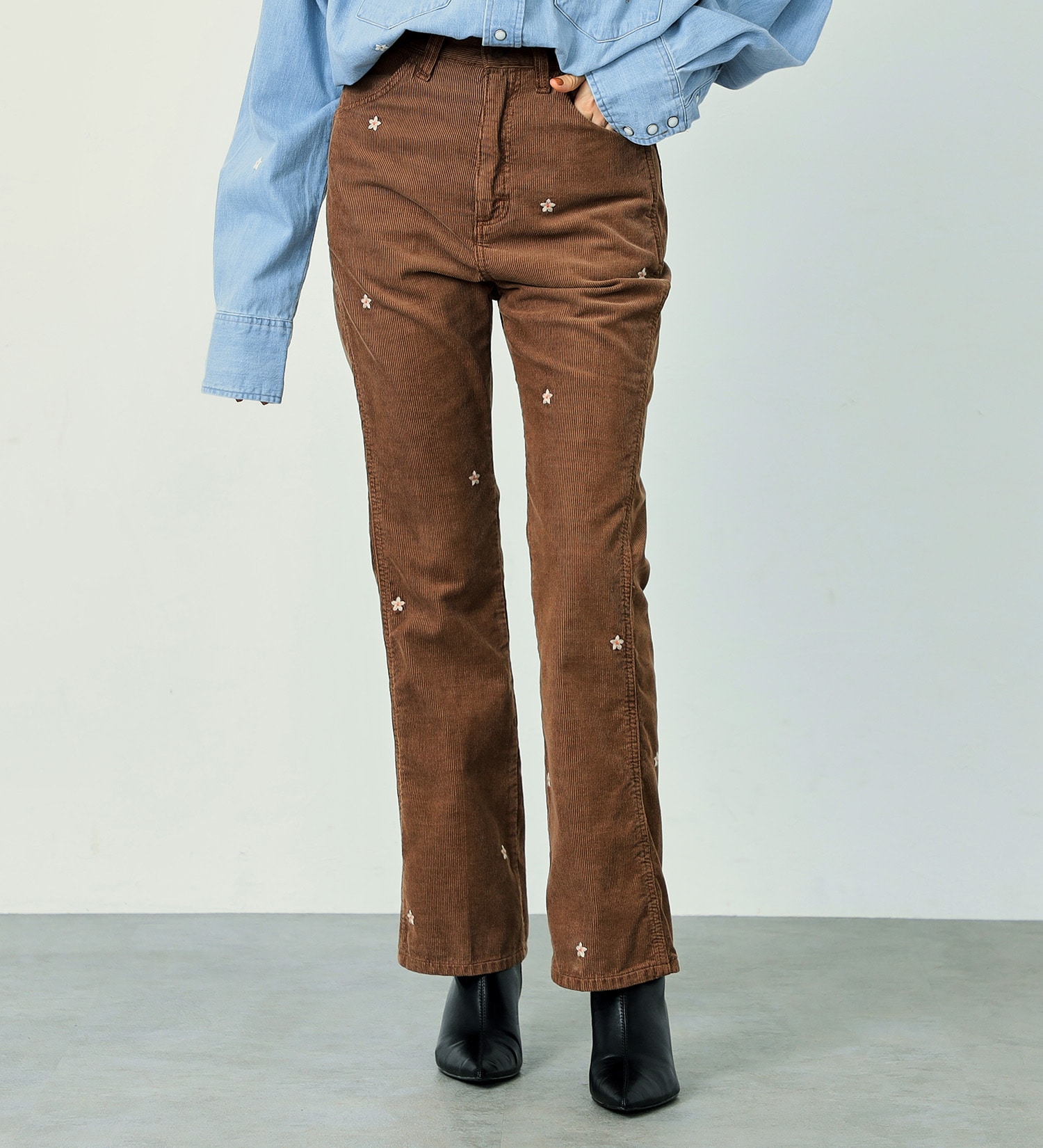 Wrangler(ラングラー)の【GW SALE】US ORIGINALS/ブーツカット フレアーパンツ|パンツ/パンツ/レディース|ブラウン系その他