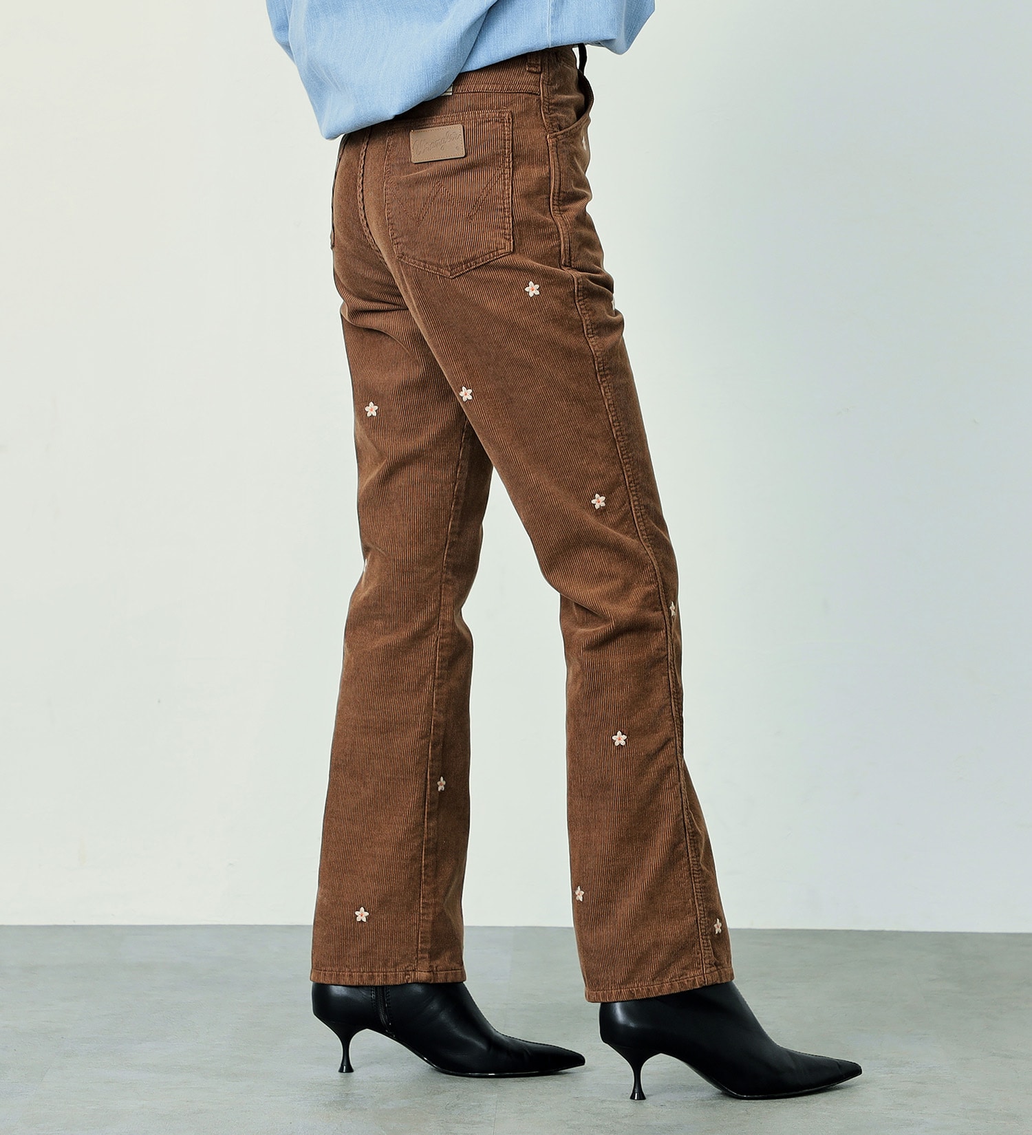 Wrangler(ラングラー)の【GW SALE】US ORIGINALS/ブーツカット フレアーパンツ|パンツ/パンツ/レディース|ブラウン系その他