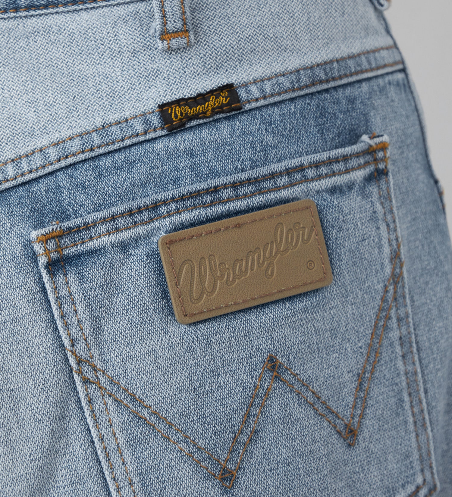 Wrangler(ラングラー)の【試着対象】WREMAKE WIDE DENIM PANTS|パンツ/デニムパンツ/レディース|中色ブルー