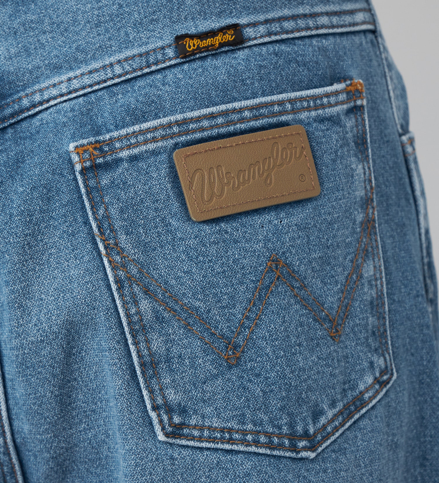 Wrangler(ラングラー)の【US ORIGINAL】ワイドジーンズ|パンツ/デニムパンツ/レディース|中色ブルー