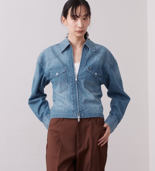 Wrangler(ラングラー)のWrangler CROPPED ZIP JACKET / クロップドジップデニムシャツジャケット|ジャケット/アウター/デニムジャケット/レディース|中色ブルー
