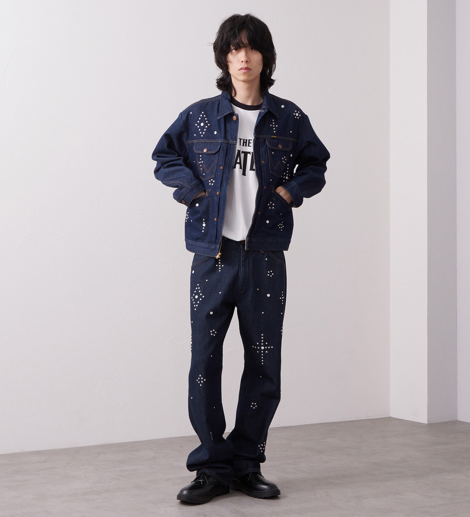 Wrangler(ラングラー)の【試着対象】13MWZ ストレートジーンズ スタッズ【US ORIGINAL】|パンツ/デニム/ジーンズパンツ/メンズ|インディゴブルー