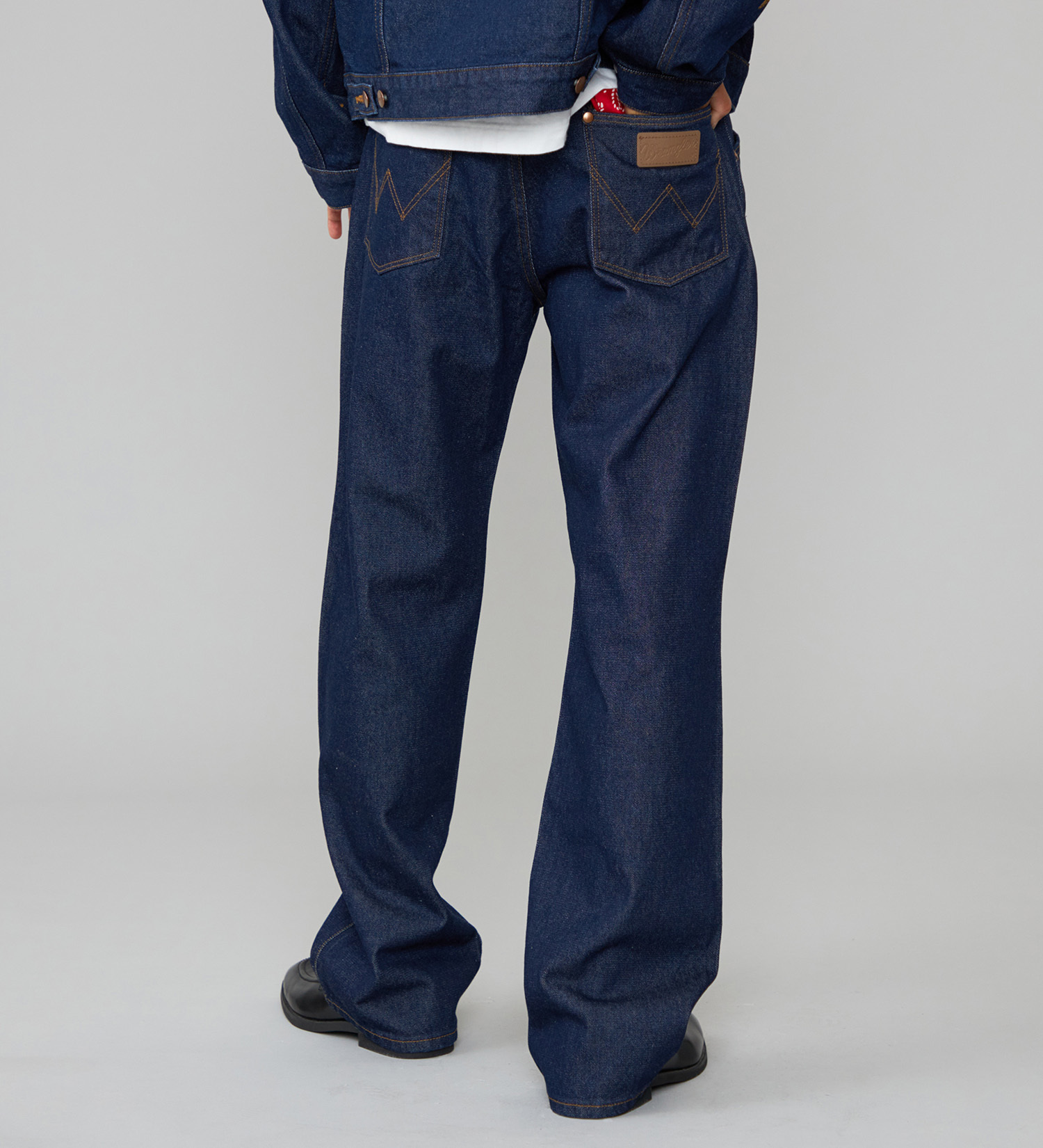 Wrangler(ラングラー)の【試着対象】【US ORIGINAL】13MWZ ストレートジーンズ|パンツ/デニム/ジーンズパンツ/メンズ|インディゴブルー