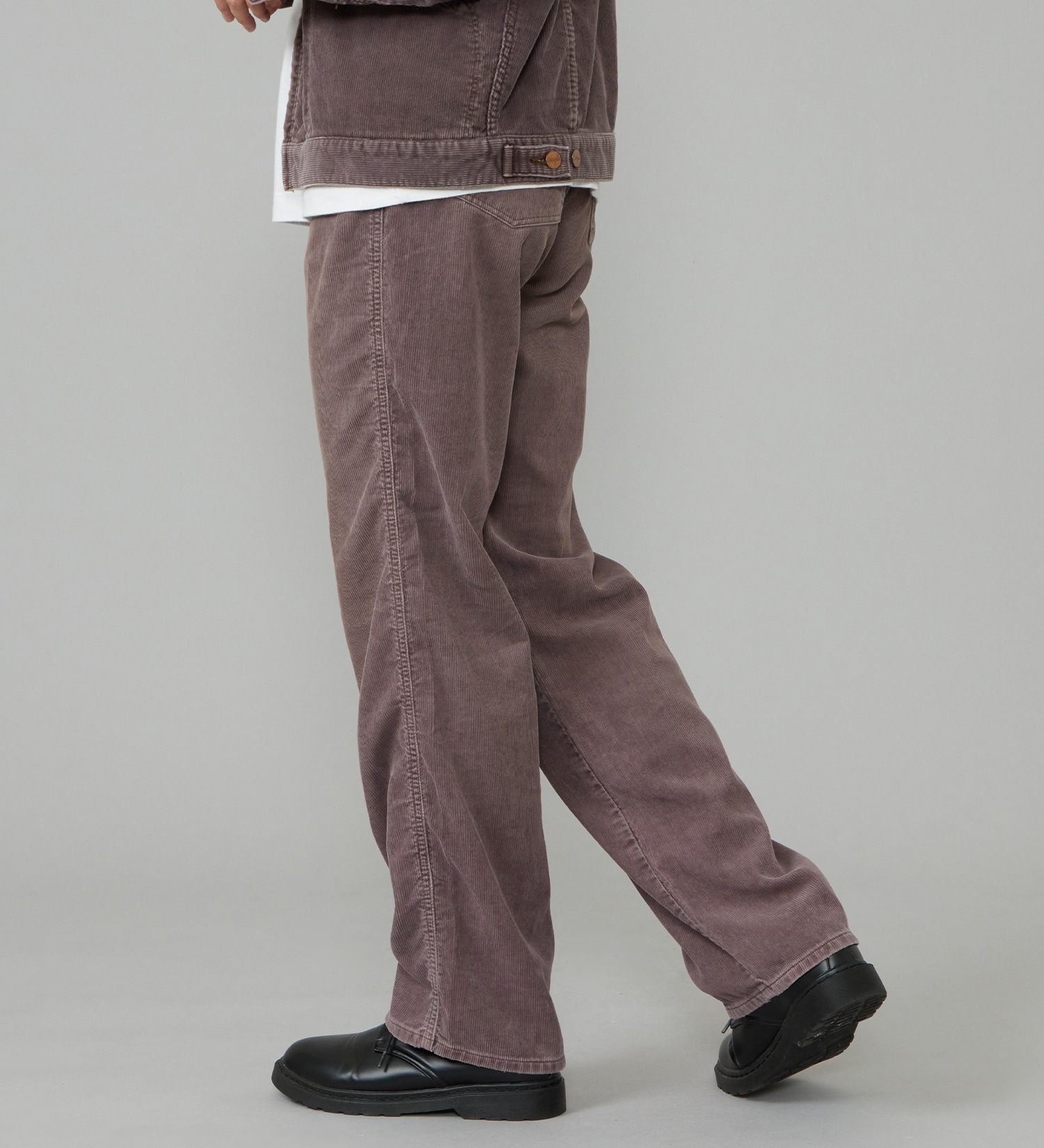 Wrangler(ラングラー)の【試着対象】13MWZ ストレートコーデュロイパンツ【US ORIGINAL/セットアップ可】|パンツ/パンツ/メンズ|ブラウン