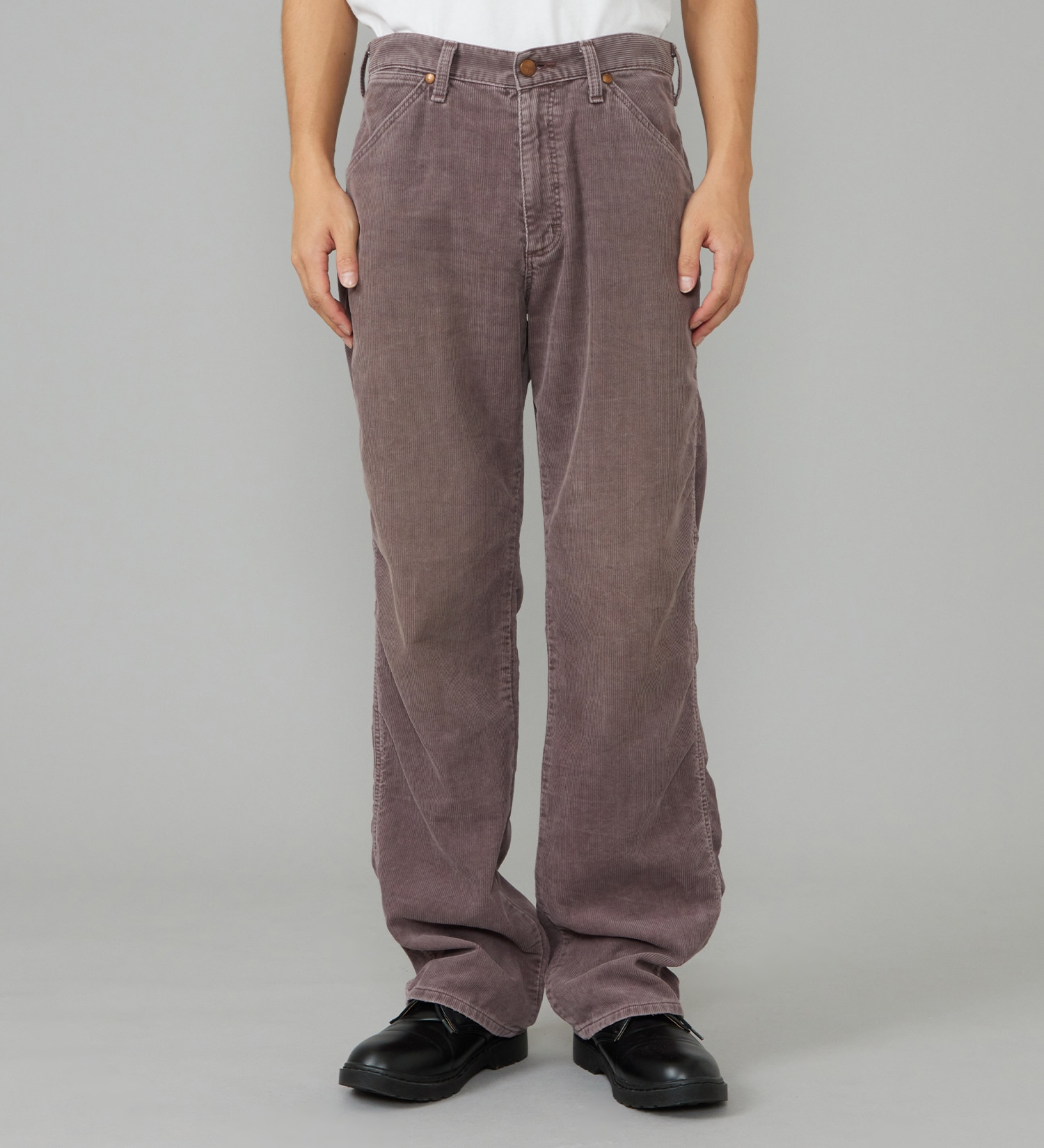 Wrangler(ラングラー)の【試着対象】13MWZ ストレートコーデュロイパンツ【US ORIGINAL/セットアップ可】|パンツ/パンツ/メンズ|ブラウン