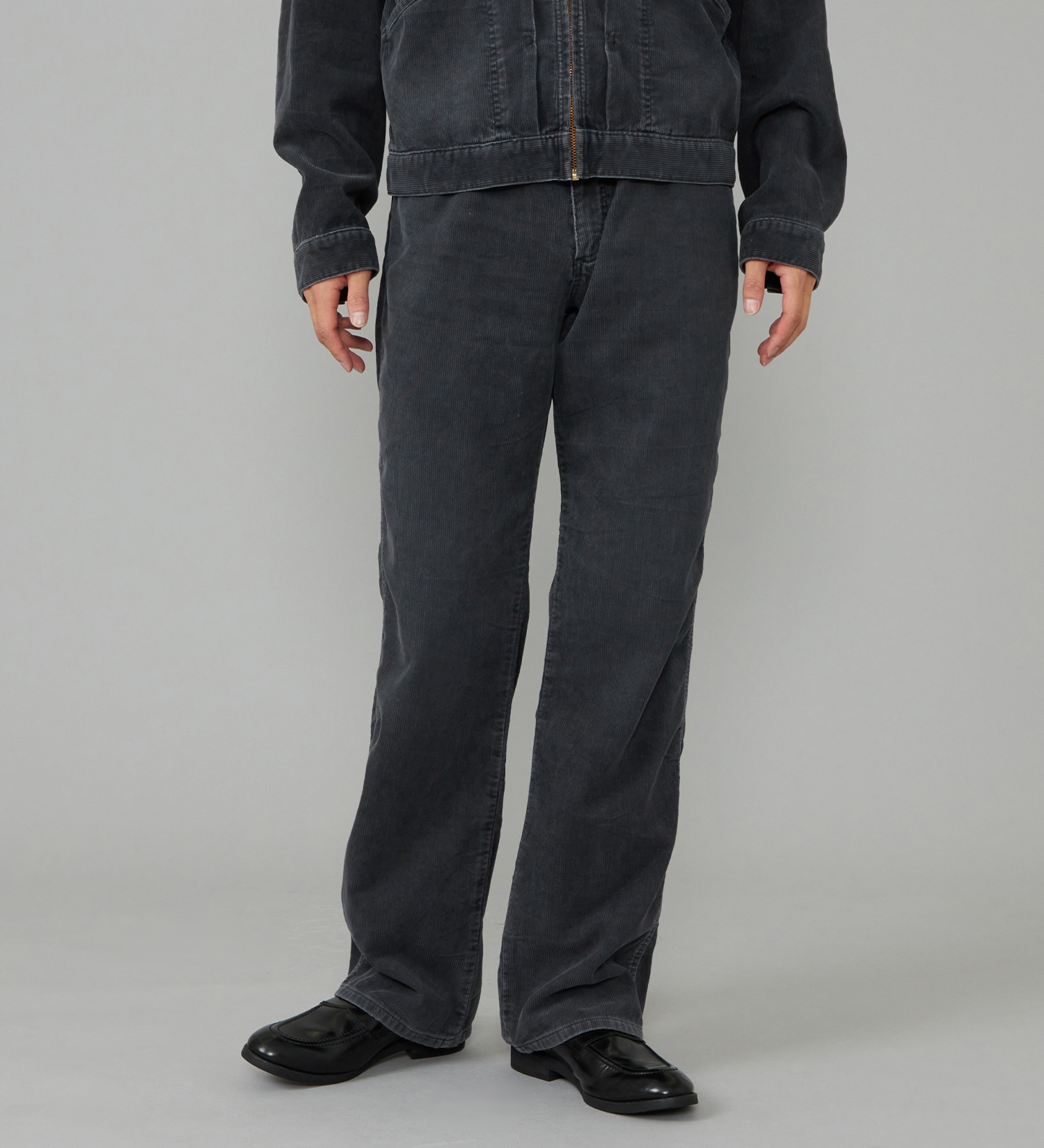 Wrangler(ラングラー)の【試着対象】13MWZ ストレートコーデュロイパンツ【US ORIGINAL/セットアップ可】|パンツ/パンツ/メンズ|ブラック