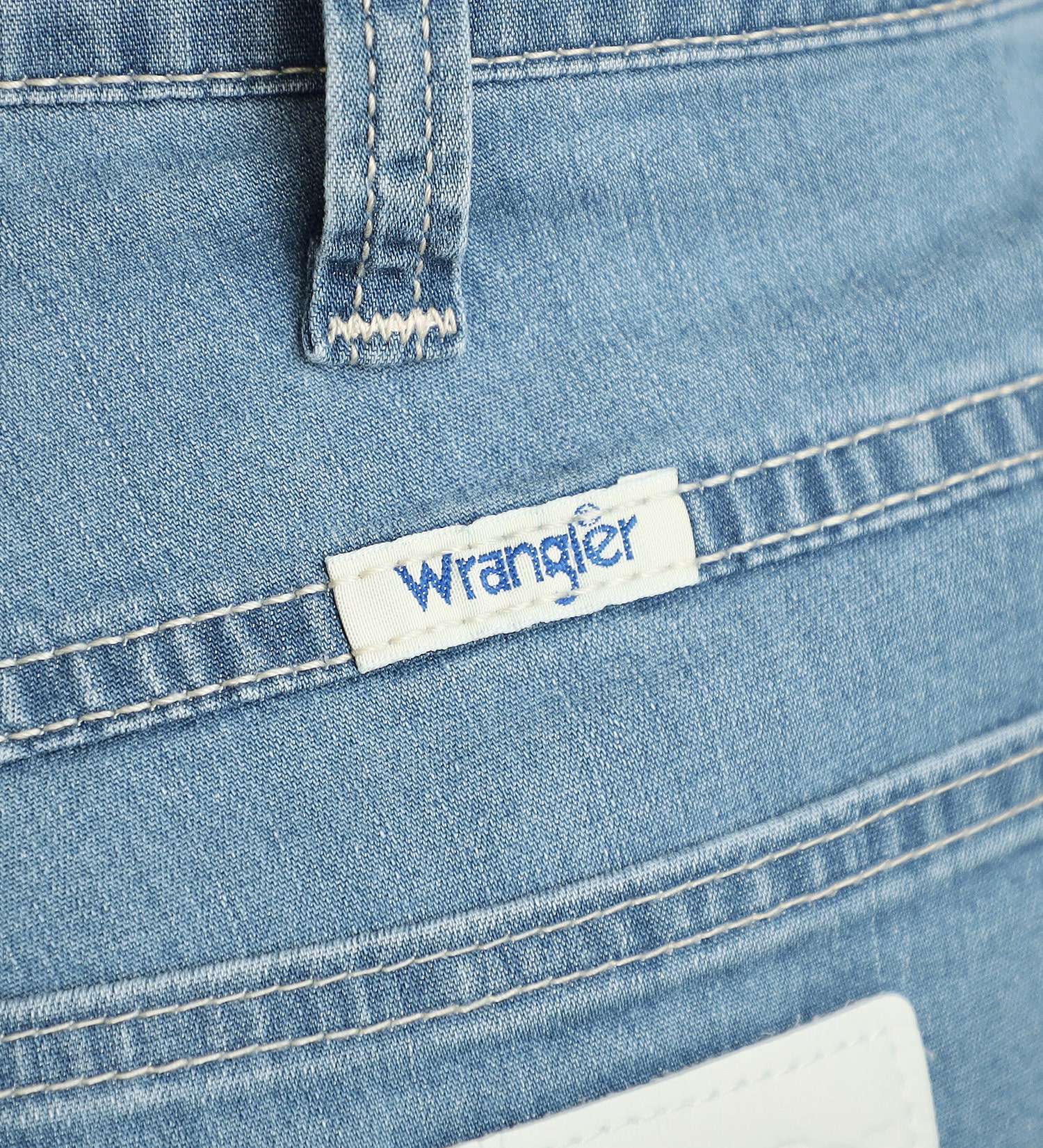 Wrangler(ラングラー)の【涼・COOL】ドライタッチストレートパンツ|パンツ/デニムパンツ/メンズ|淡色ブルー