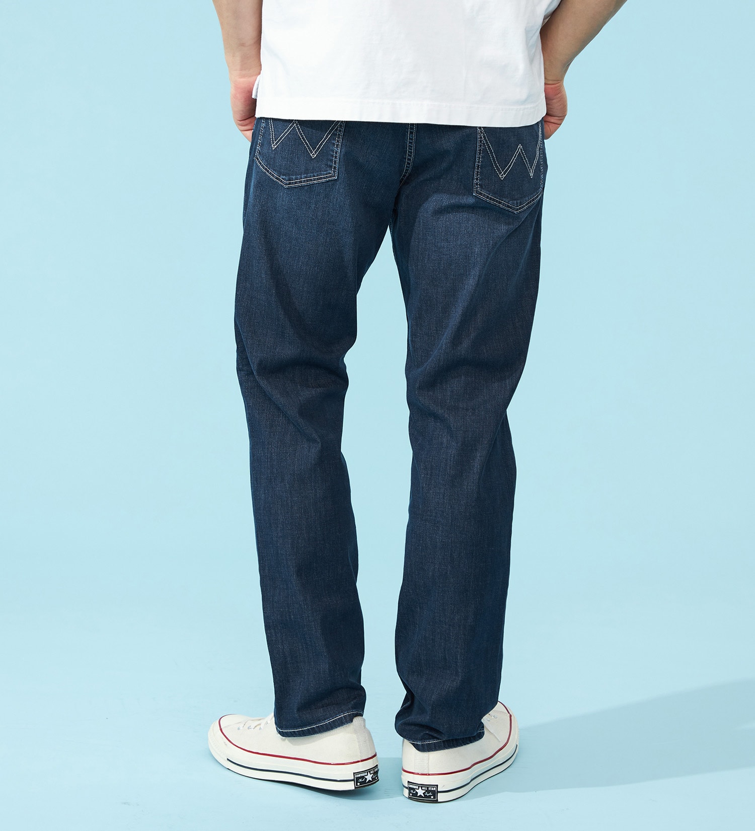 Wrangler(ラングラー)の【試着対象】【涼】吸汗速乾 ストレートデニムパンツ|パンツ/デニム/ジーンズパンツ/メンズ|中色ブルー