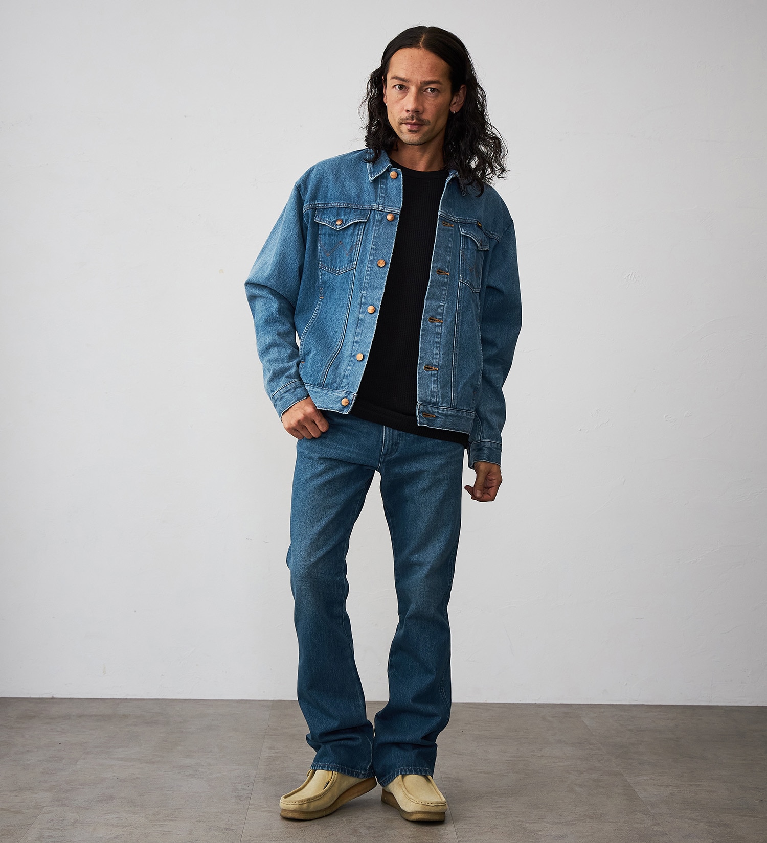 Wrangler(ラングラー)のTRUCKER JACKET/デニムジャケット加工|ジャケット/アウター/デニムジャケット/メンズ|中色ブルー