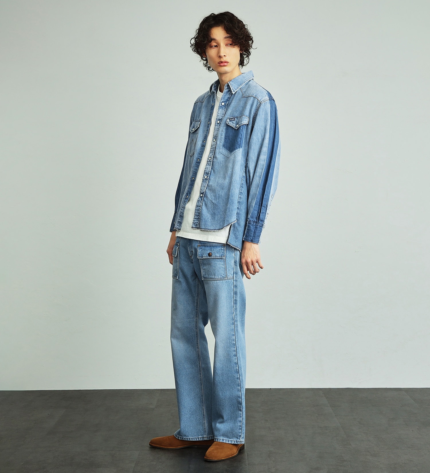 Wrangler(ラングラー)の【BLACKFRIDAY】US ORIGINALS/ブッシュフレアパンツ|パンツ/デニム/ジーンズパンツ/メンズ|淡色ブルー