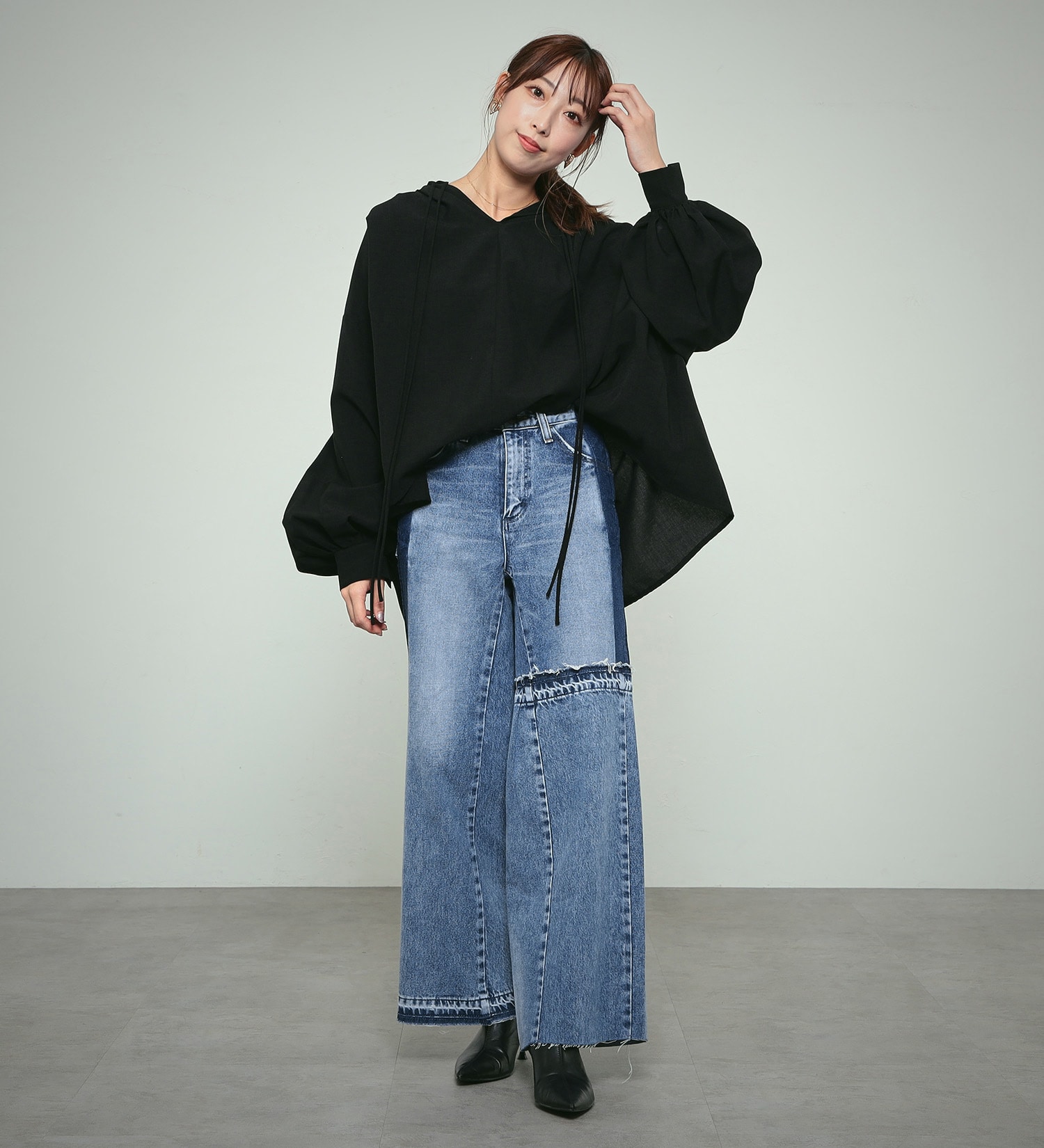 Wrangler(ラングラー)の【GW SALE】US ORIGINALS/リメイクフレアパンツ|パンツ/デニムパンツ/メンズ|淡色ブルー