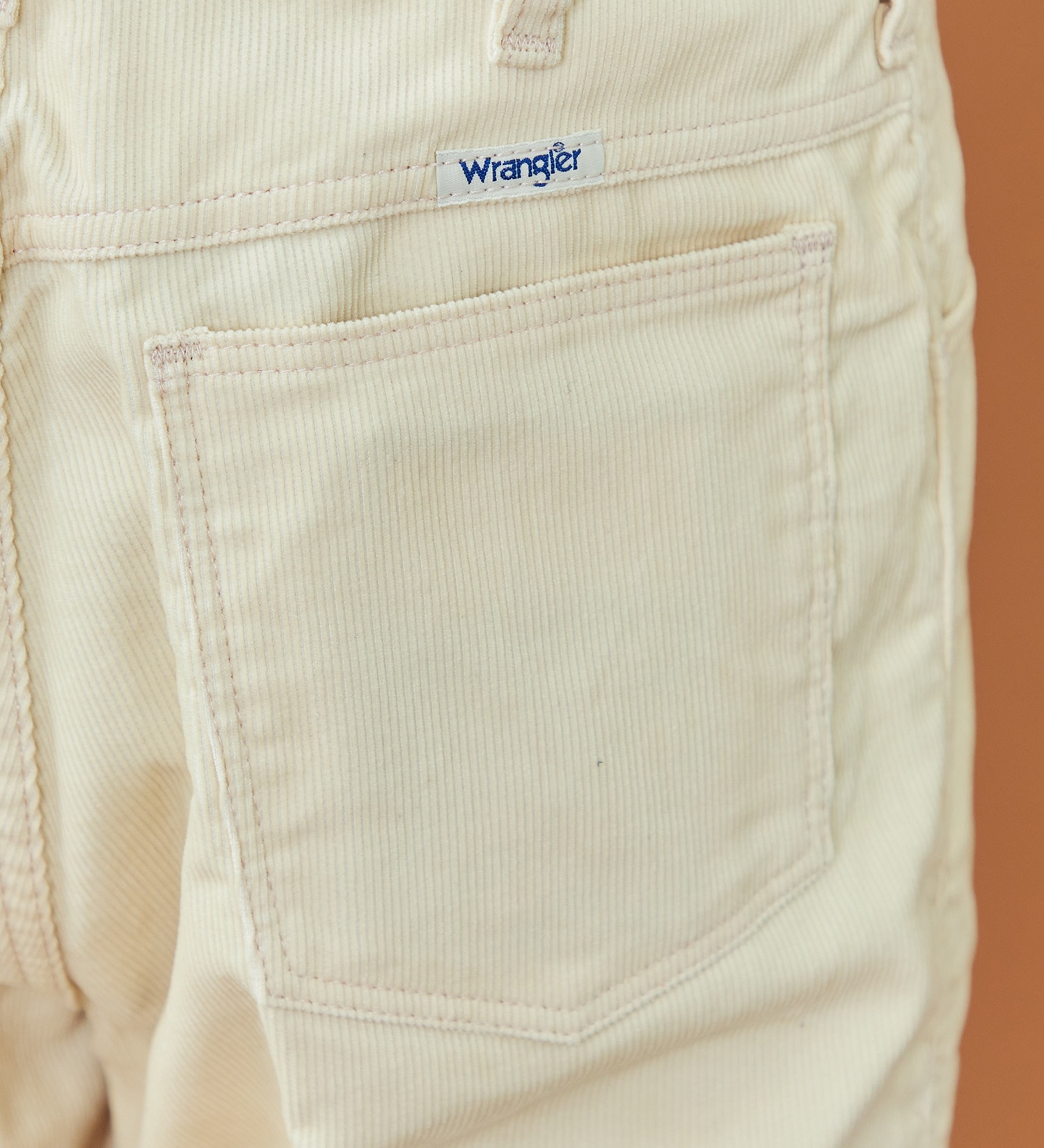 Wrangler(ラングラー)の【GW SALE】【コーデュロイ】US ORIGINALS/フレアパンツ|パンツ/パンツ/メンズ|アイボリー