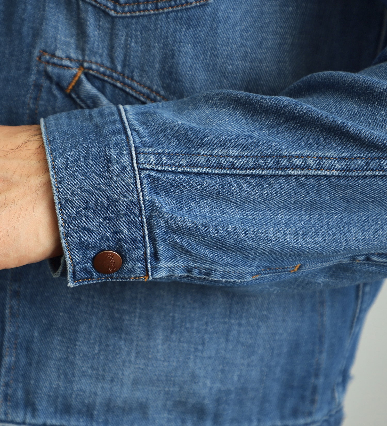 Wrangler(ラングラー)の【SALE】US ORIGINALS/24MJZ ジャケット|ジャケット/アウター/デニムジャケット/メンズ|中色ブルー