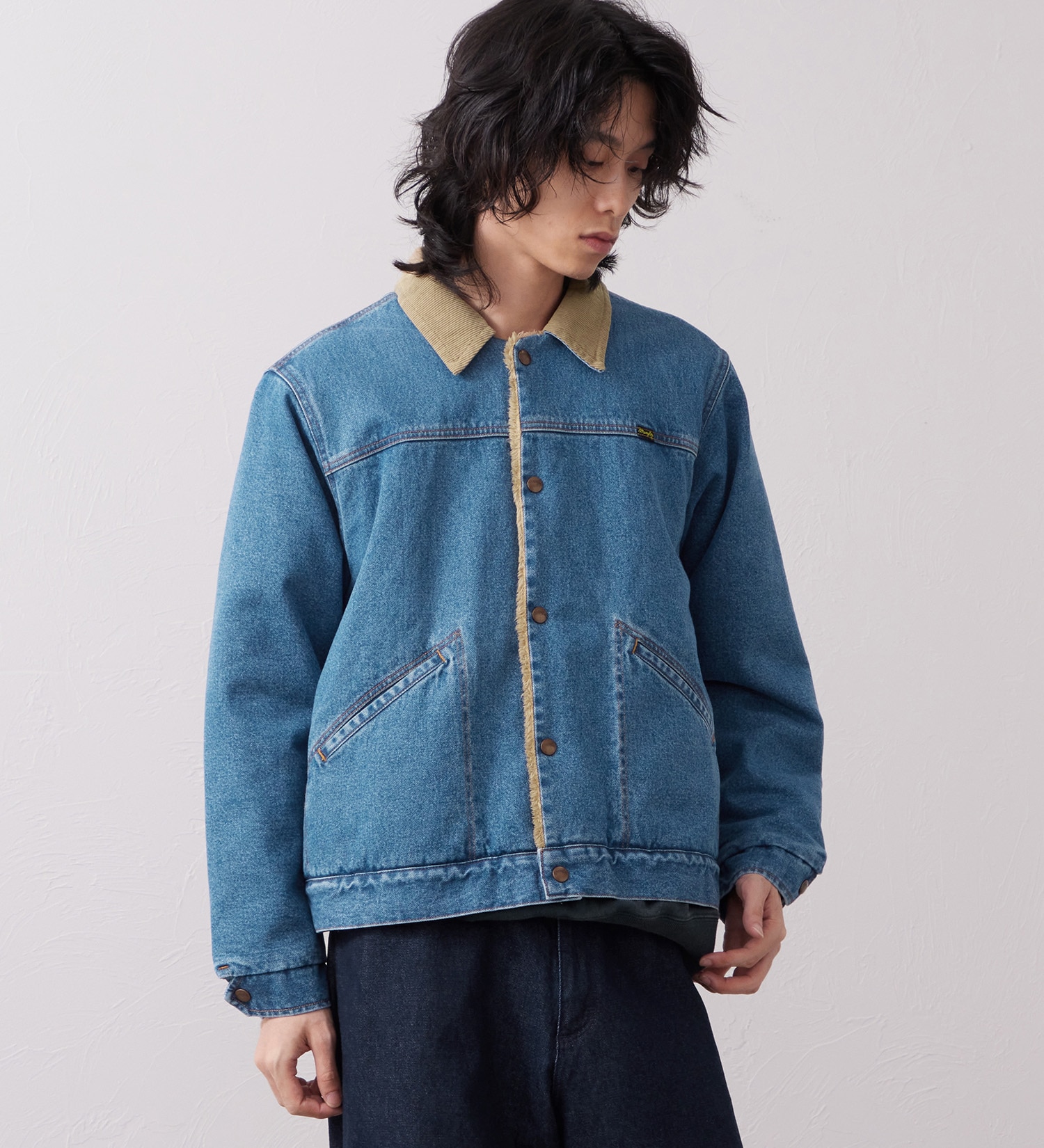Wrangler(ラングラー)のSHORT BOA JACKET / ショートボアジャケット デニム|ジャケット/アウター/デニムジャケット/メンズ|中色ブルー