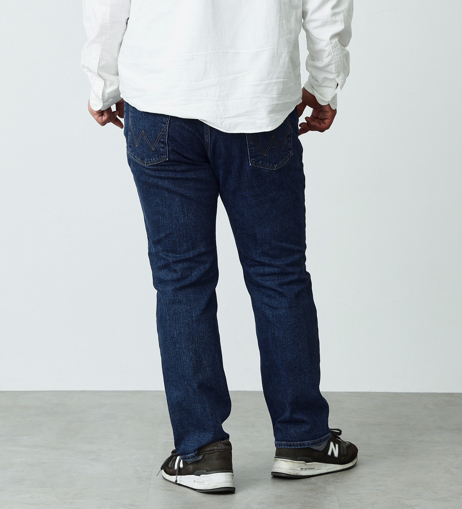 Wrangler(ラングラー)の【Pre SALE】【BASICシリーズ】【大きいサイズ】レギュラーストレートパンツ|パンツ/デニム/ジーンズパンツ/メンズ|濃色ブルー