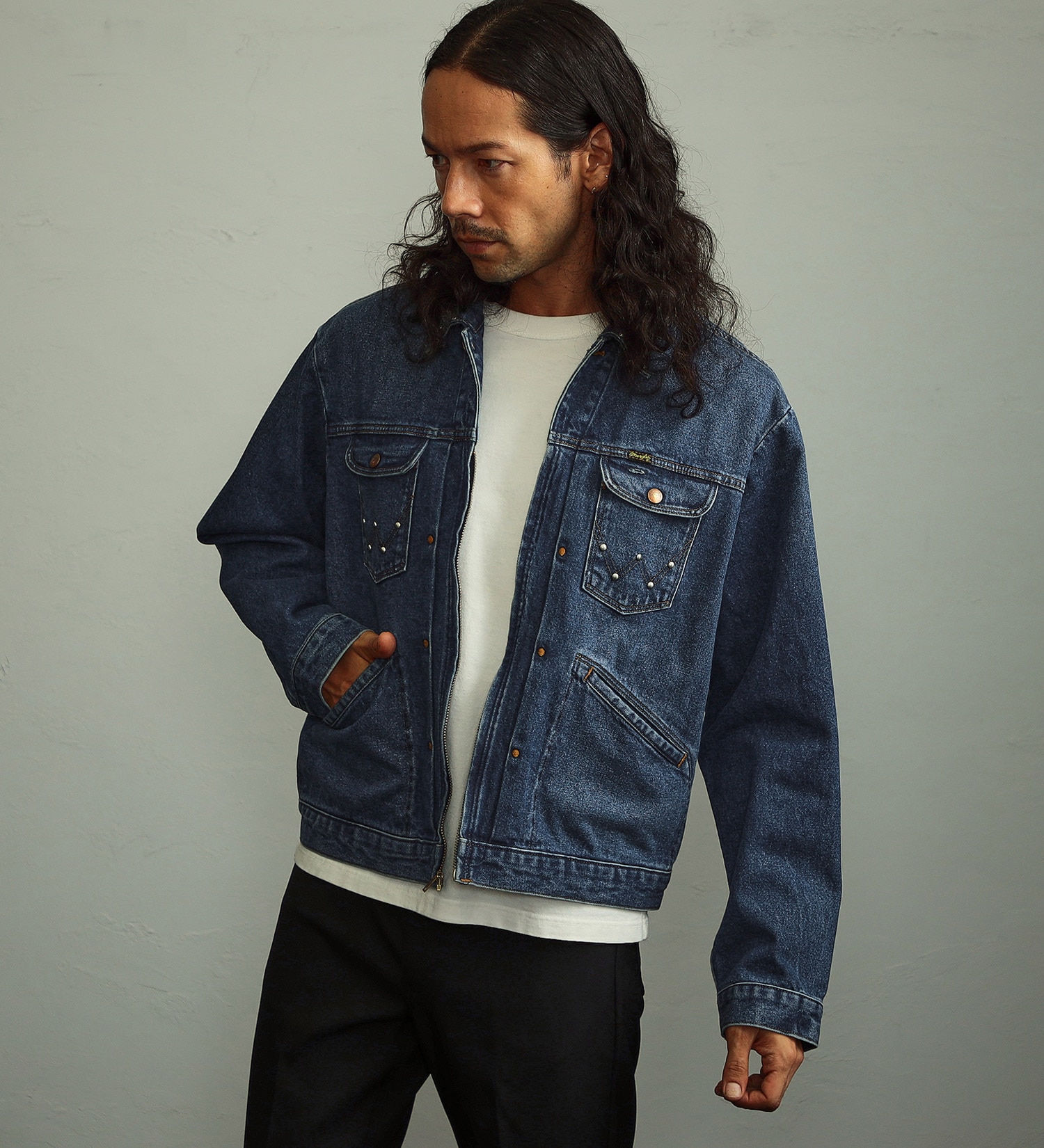 Wrangler(ラングラー)の【試着対象】24MJZ ジップデニムジャケット|ジャケット/アウター/デニムジャケット/メンズ|中色ブルー