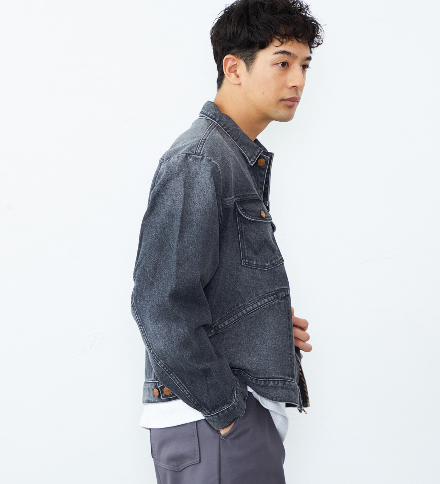 Wrangler(ラングラー)の【US ORIGINAL】24MJZ デニムジャケット|ジャケット/アウター/デニムジャケット/メンズ|ブラックデニム