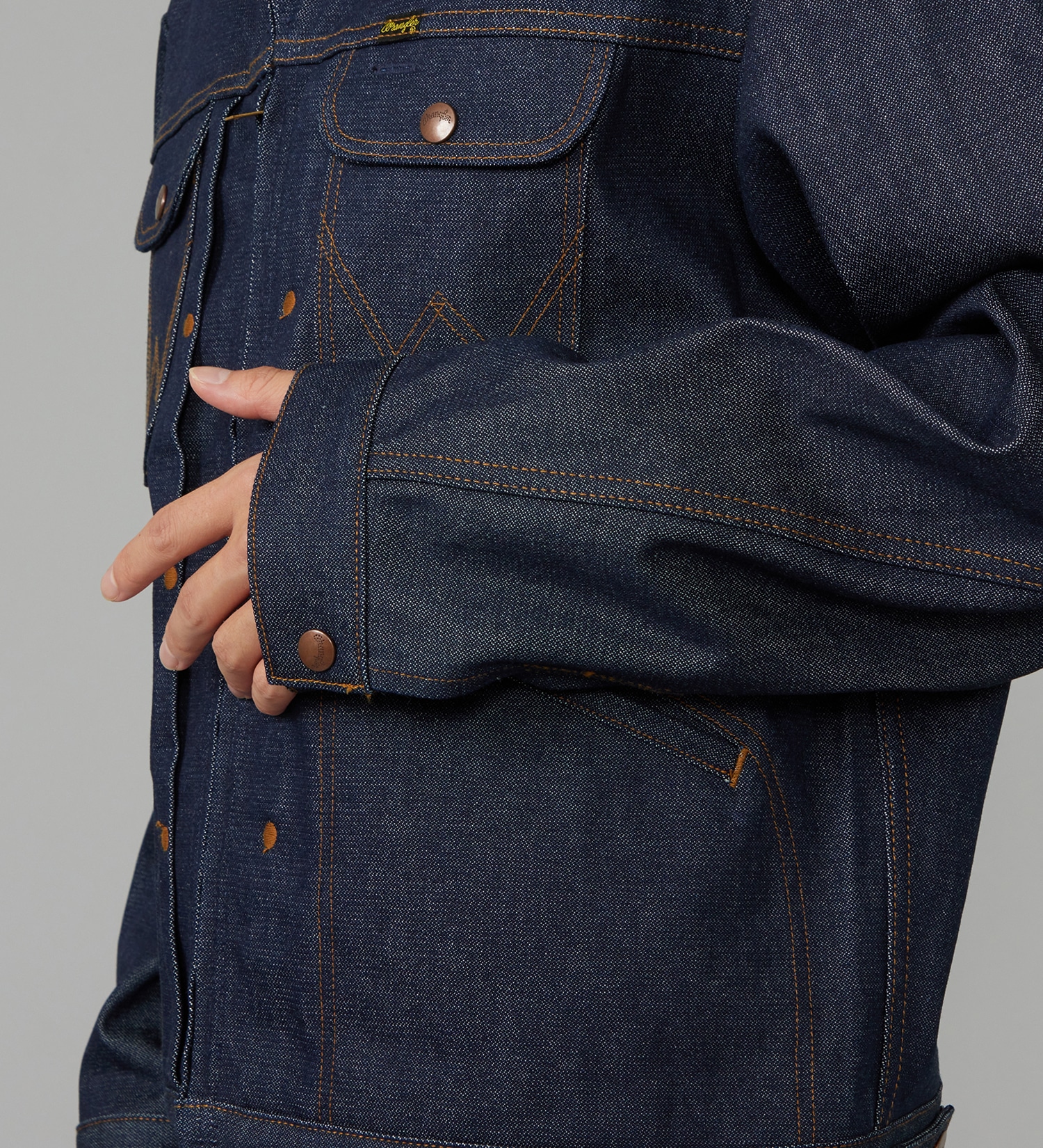 Wrangler(ラングラー)の【試着対象】24MJZ デニムジャケット【US ORIGINAL】|ジャケット/アウター/デニムジャケット/メンズ|インディゴ未洗い