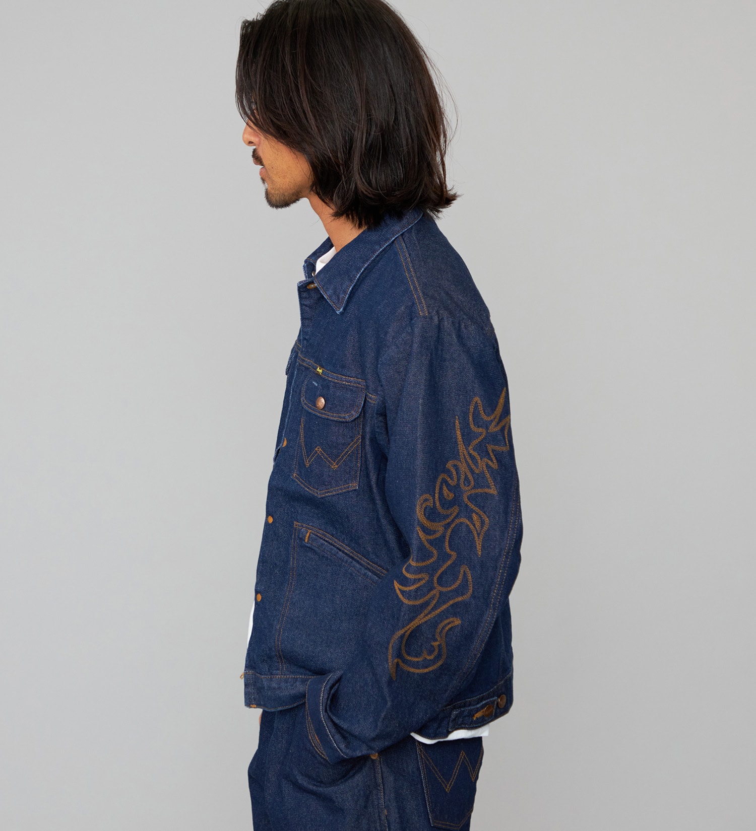 Wrangler(ラングラー)の【US ORIGINAL】24MJZ EMBROIERY デニムジャケット/刺繍|ジャケット/アウター/デニムジャケット/メンズ|インディゴブルー