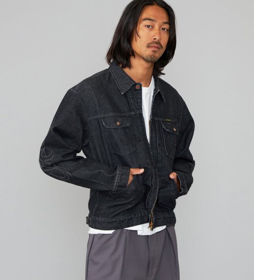 Wrangler(ラングラー)の【US ORIGINAL】24MJZ EMBROIERY デニムジャケット/刺繍|ジャケット/アウター/デニムジャケット/メンズ|ブラックデニム