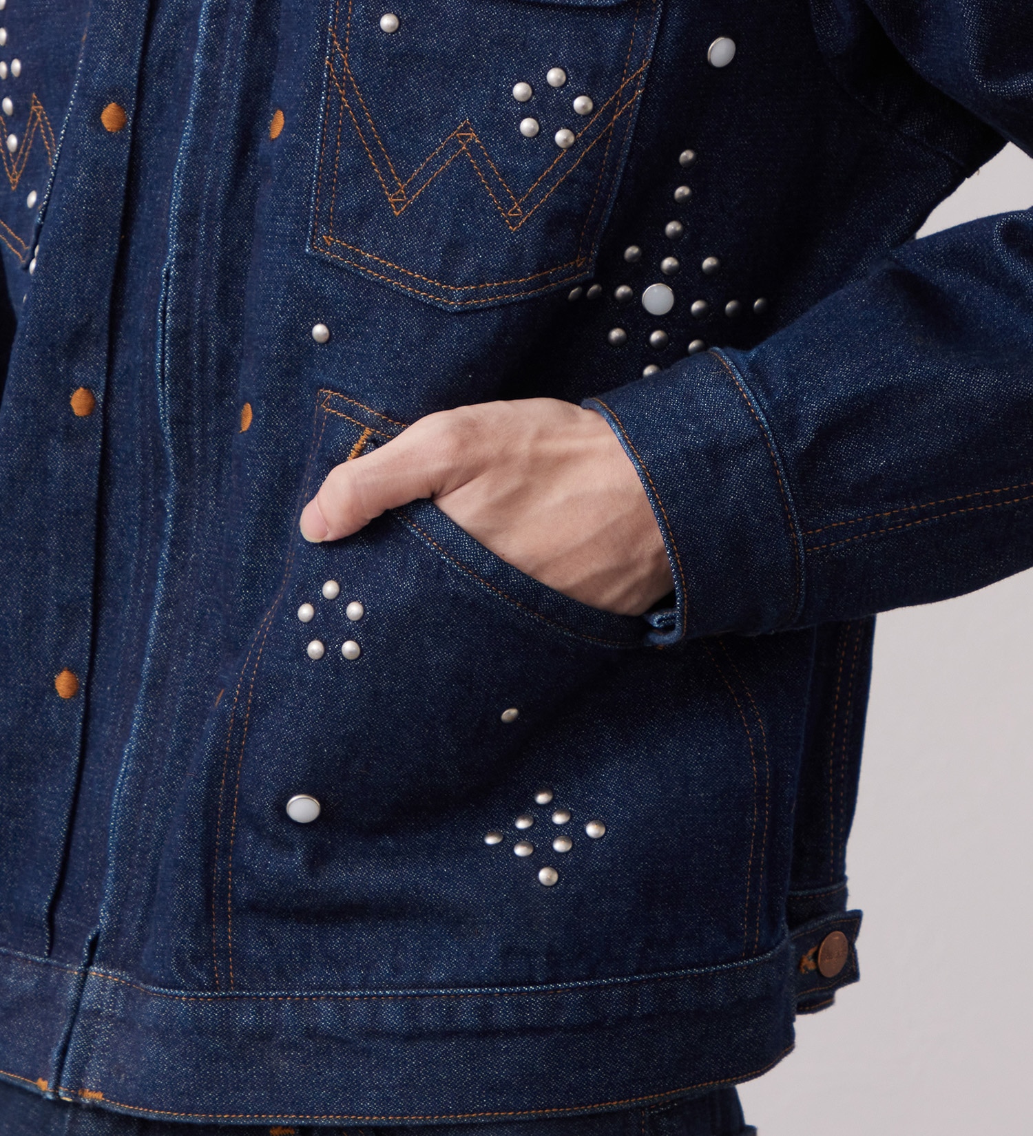Wrangler(ラングラー)の24MJZ デニムジャケット スタッズ【US ORIGINAL】|ジャケット/アウター/デニムジャケット/メンズ|インディゴブルー