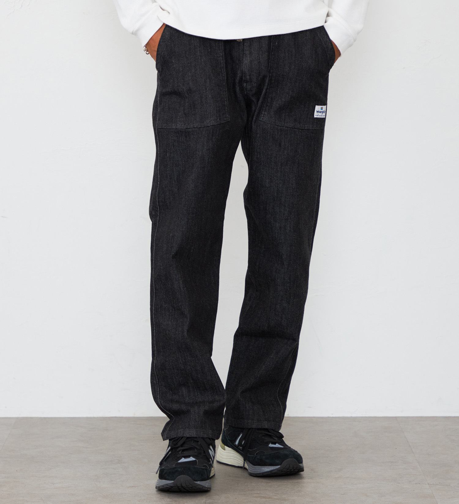 Wrangler(ラングラー)の【試着対象】ベイカーイージーパンツ|パンツ/デニム/ジーンズパンツ/メンズ|ブラックデニム