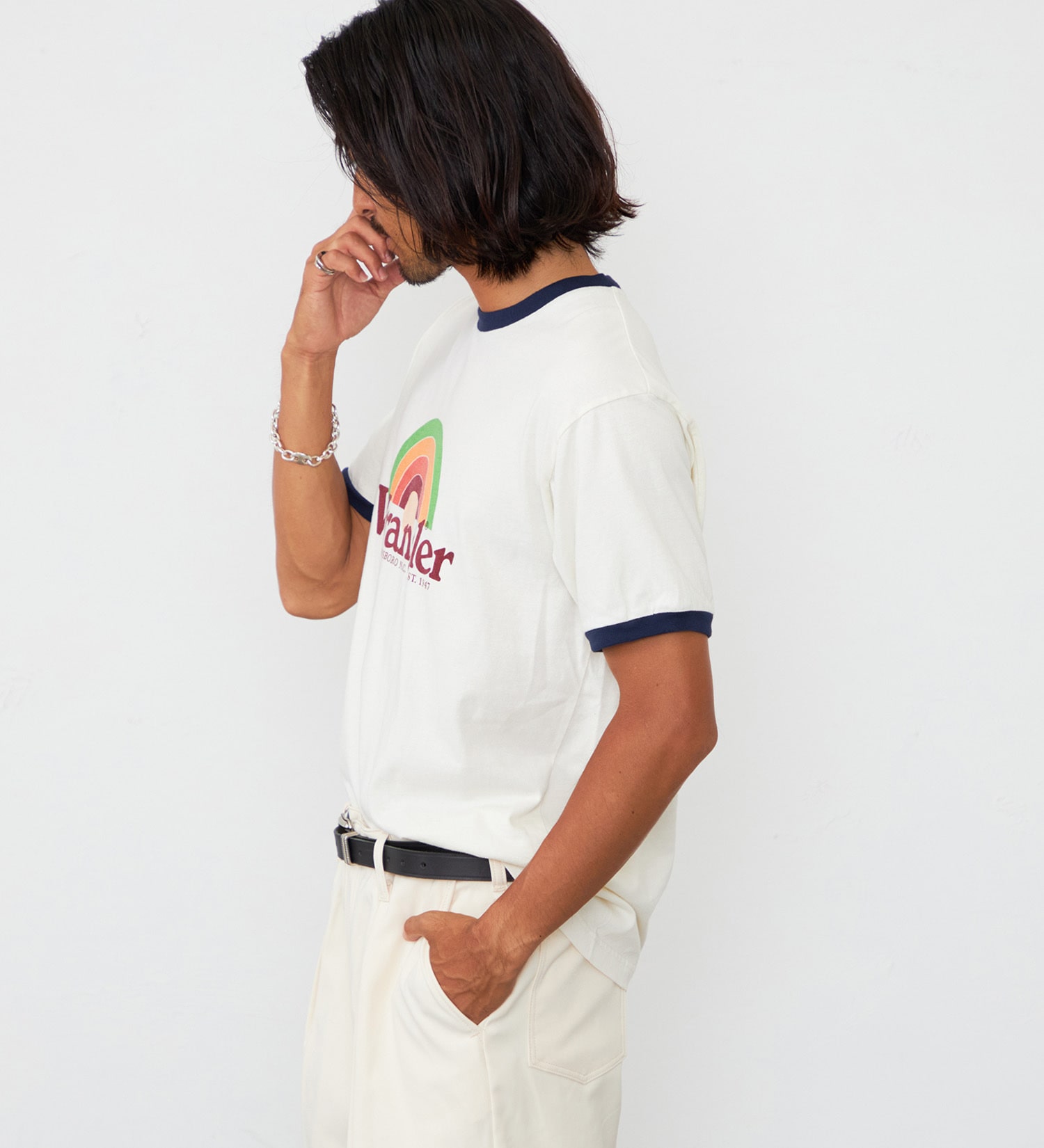 Wrangler(ラングラー)のレインボーロゴ WRINGER Tシャツ|トップス/Tシャツ/カットソー/メンズ|ネイビー