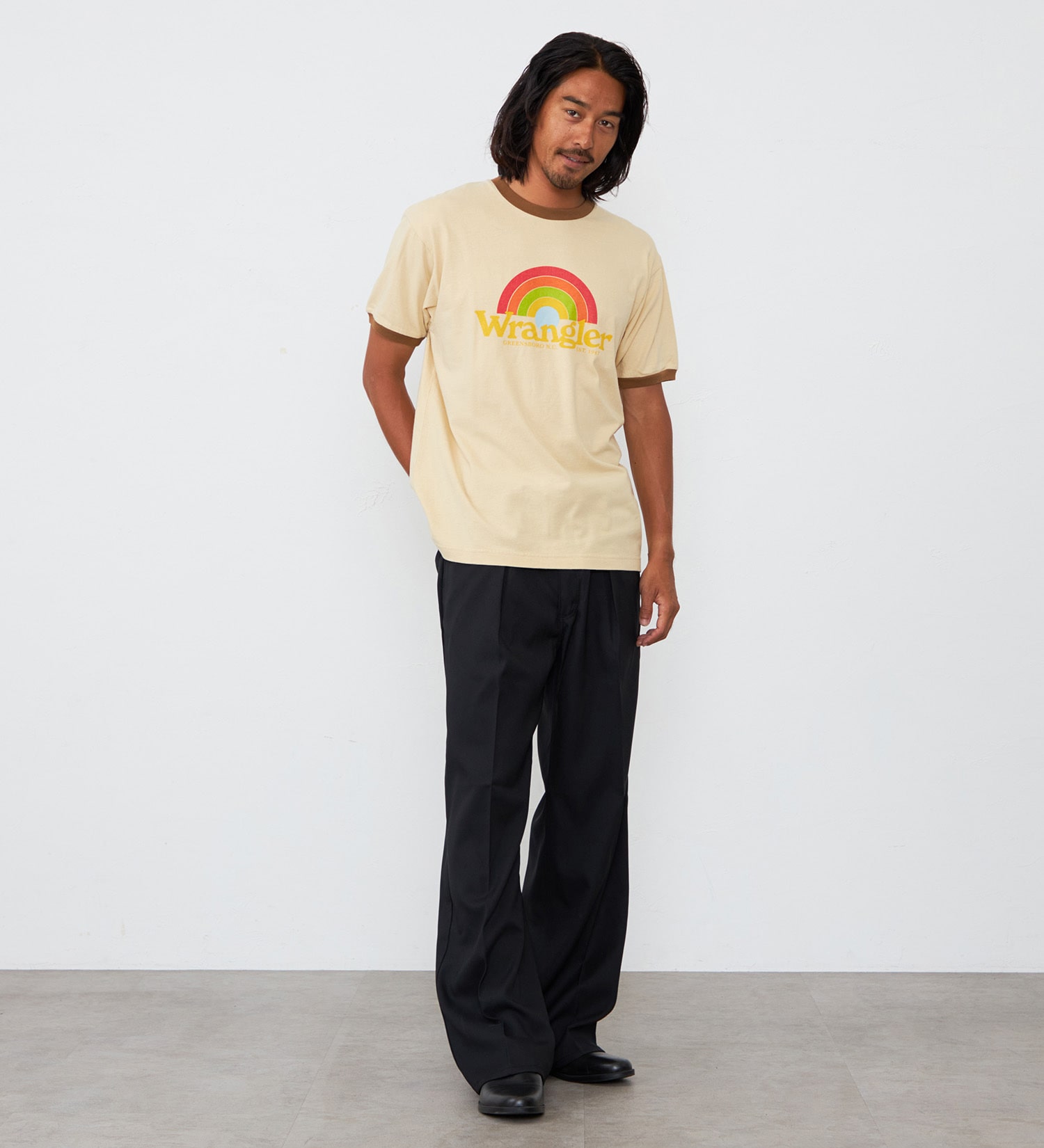 Wrangler(ラングラー)のレインボーロゴ WRINGER Tシャツ|トップス/Tシャツ/カットソー/メンズ|ブラウン