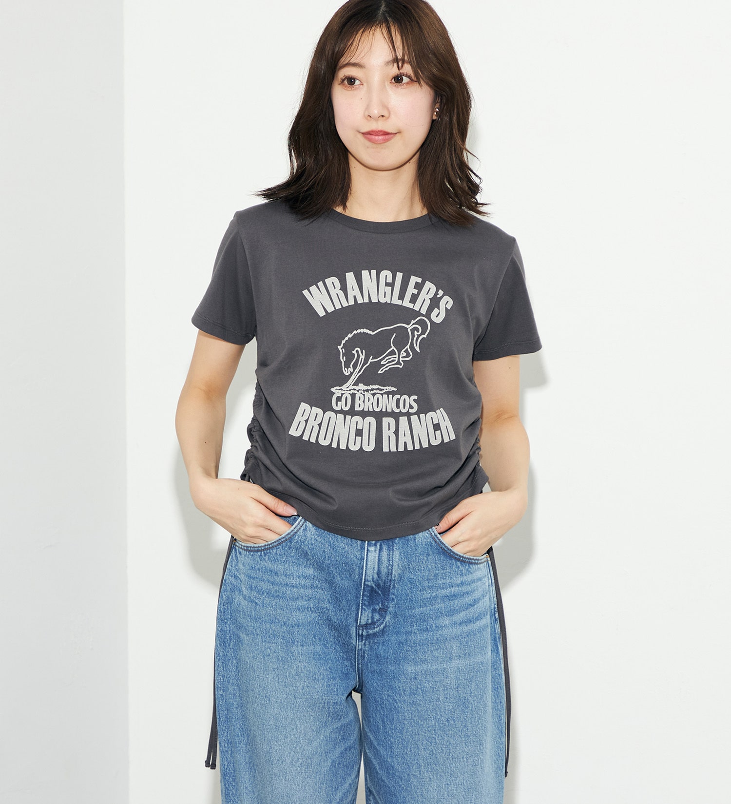 Wrangler(ラングラー)のチビTシャツ サイドシャーリング|トップス/Tシャツ/カットソー/レディース|チャコールグレー