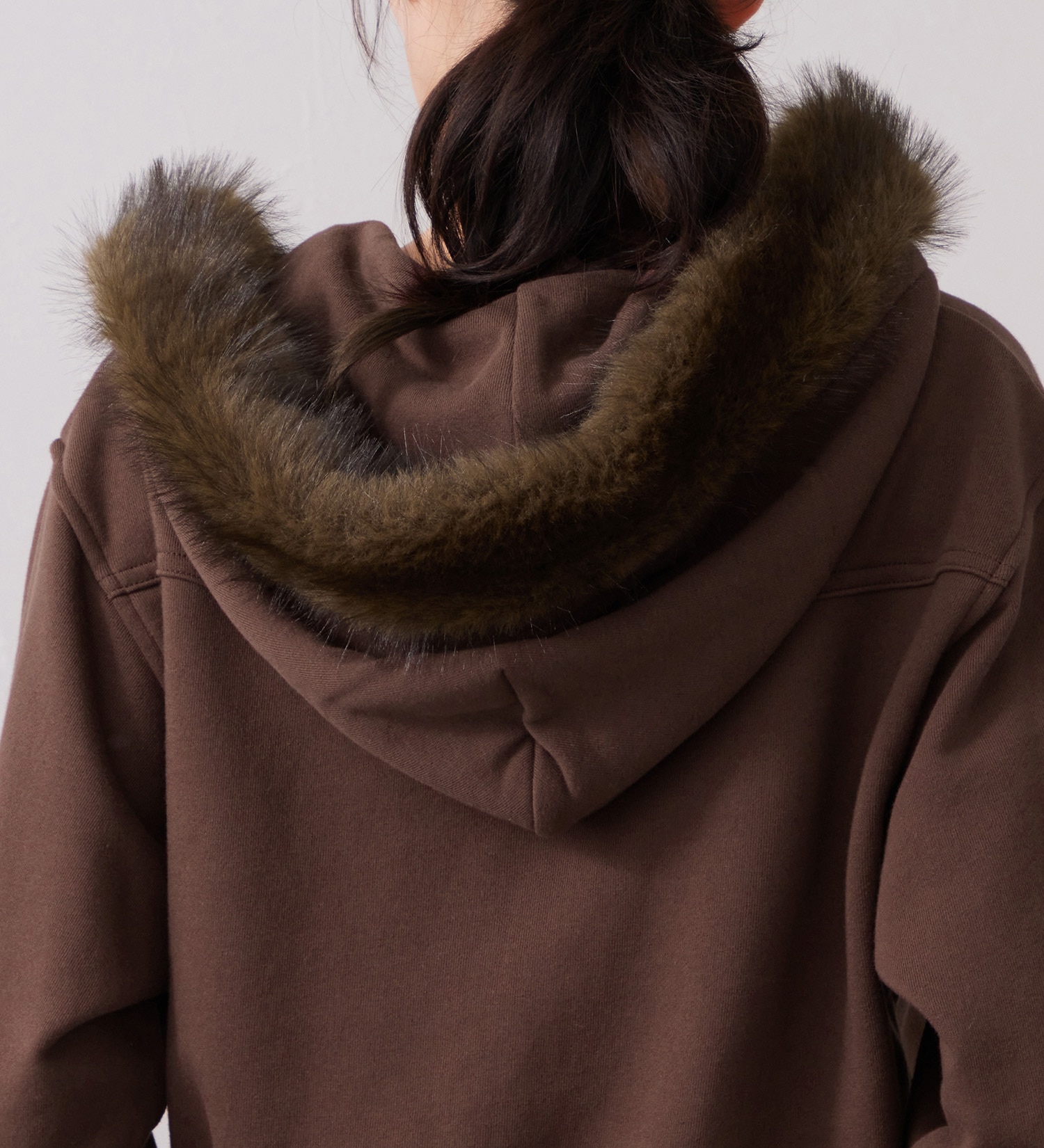 Wrangler(ラングラー)のFUR HOODIE/ファーフーディー|トップス/パーカー/レディース|ブラウン