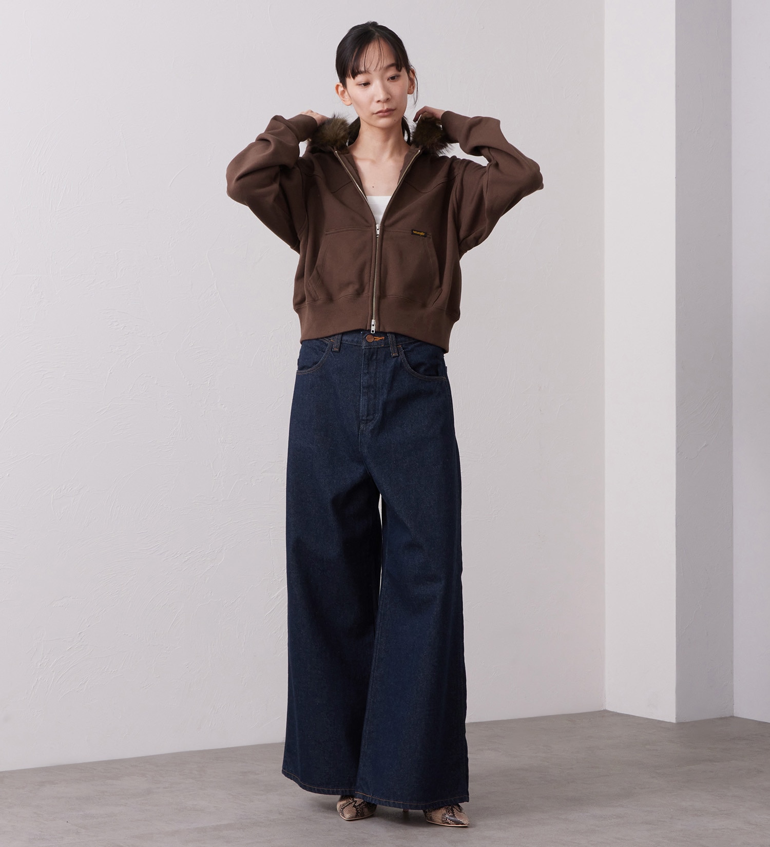 Wrangler(ラングラー)のFUR HOODIE/ファーフーディー|トップス/パーカー/レディース|ブラウン