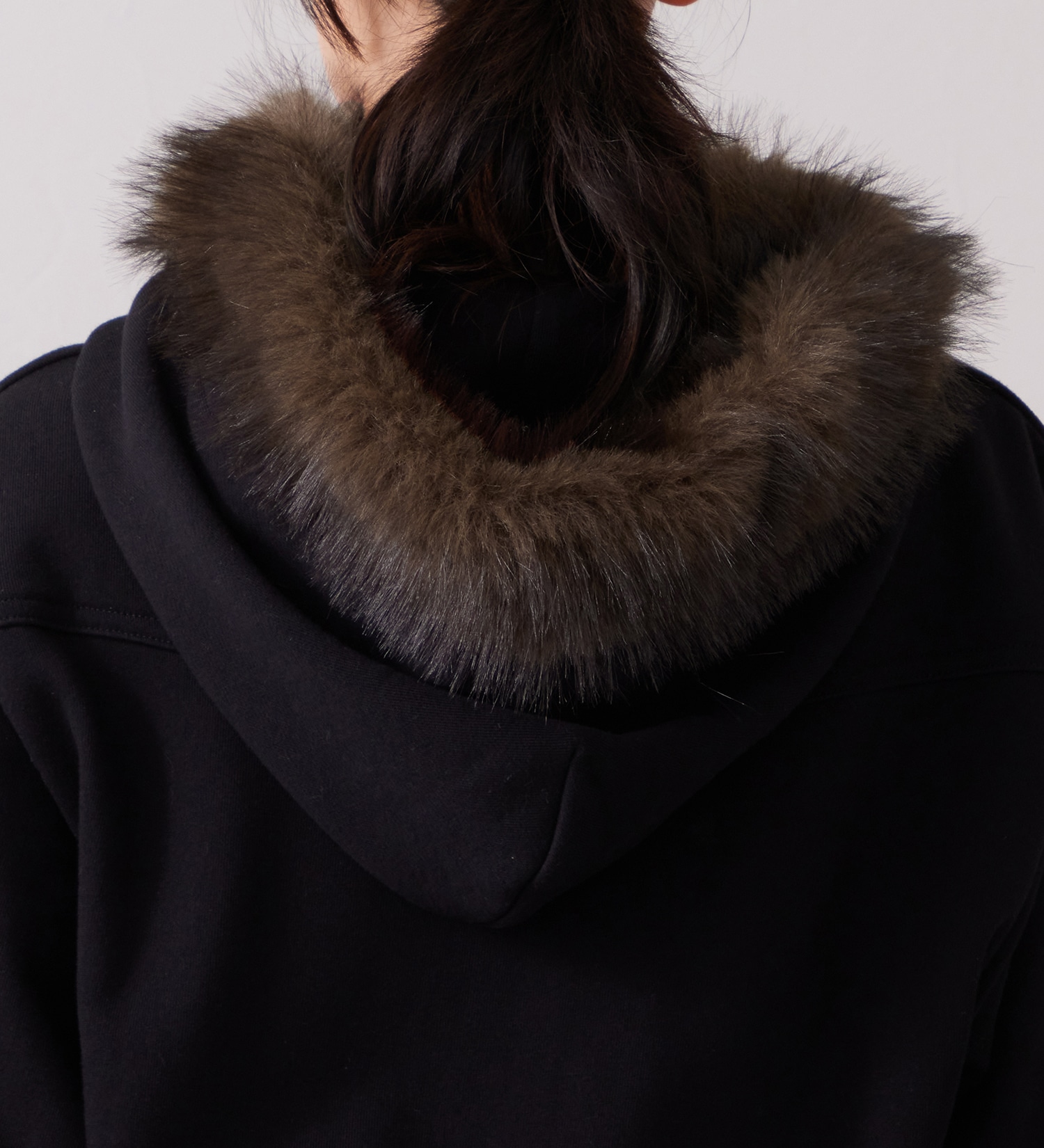Wrangler(ラングラー)のFUR HOODIE/ファーフーディー|トップス/パーカー/レディース|ブラック