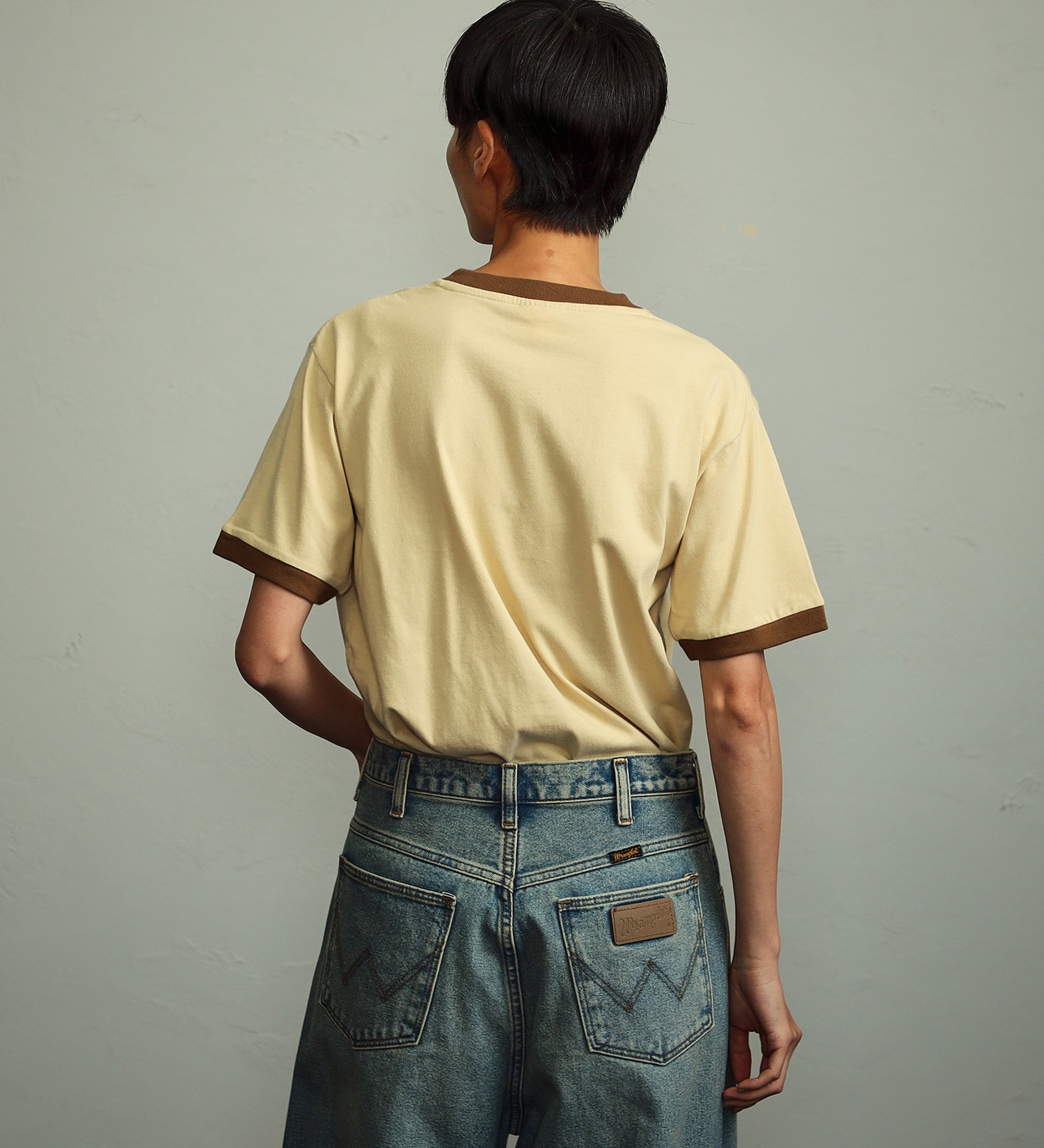 Wrangler(ラングラー)の【ユニセックス】Wranglerロゴ リンガーTシャツ|トップス/Tシャツ/カットソー/メンズ|ブラウン