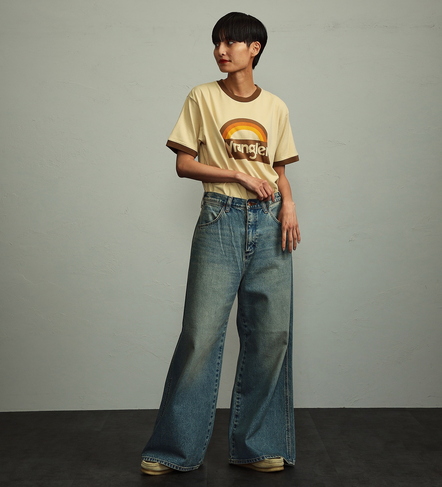 Wrangler(ラングラー)の【ユニセックス】Wranglerロゴ リンガーTシャツ|トップス/Tシャツ/カットソー/メンズ|ブラウン