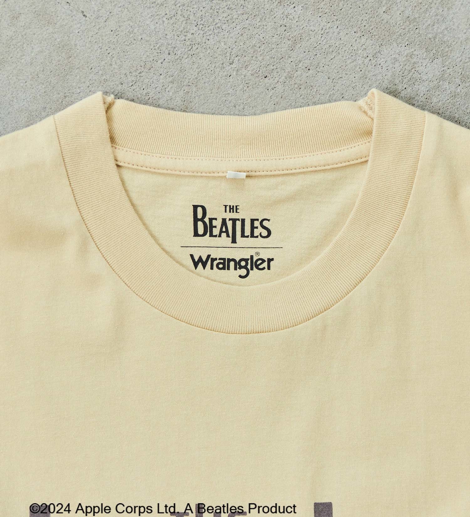 Wrangler(ラングラー)の【BEATLESxWrangler】クルーネックTシャツ|トップス/Tシャツ/カットソー/メンズ|ベージュ