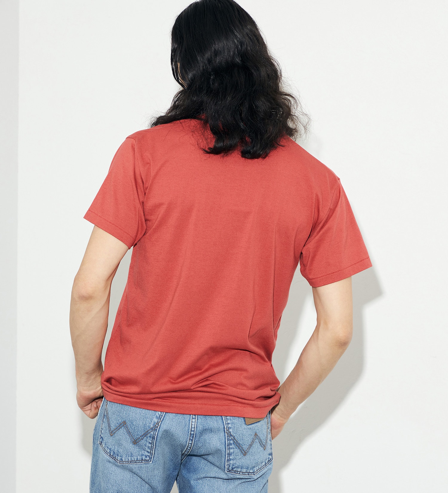 Wrangler(ラングラー)のクルーネックTシャツ|トップス/Tシャツ/カットソー/メンズ|レッド