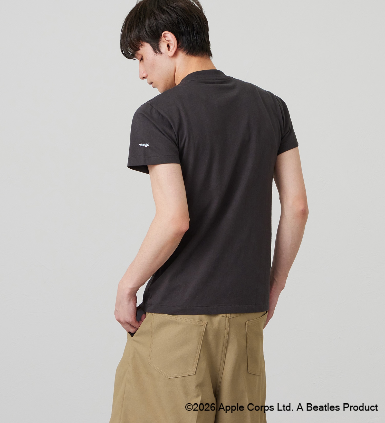 Wrangler(ラングラー)の【ポイントアップ対象】PRINT T-SHIRTS【BEATLES】|トップス/Tシャツ/カットソー/メンズ|ブラック