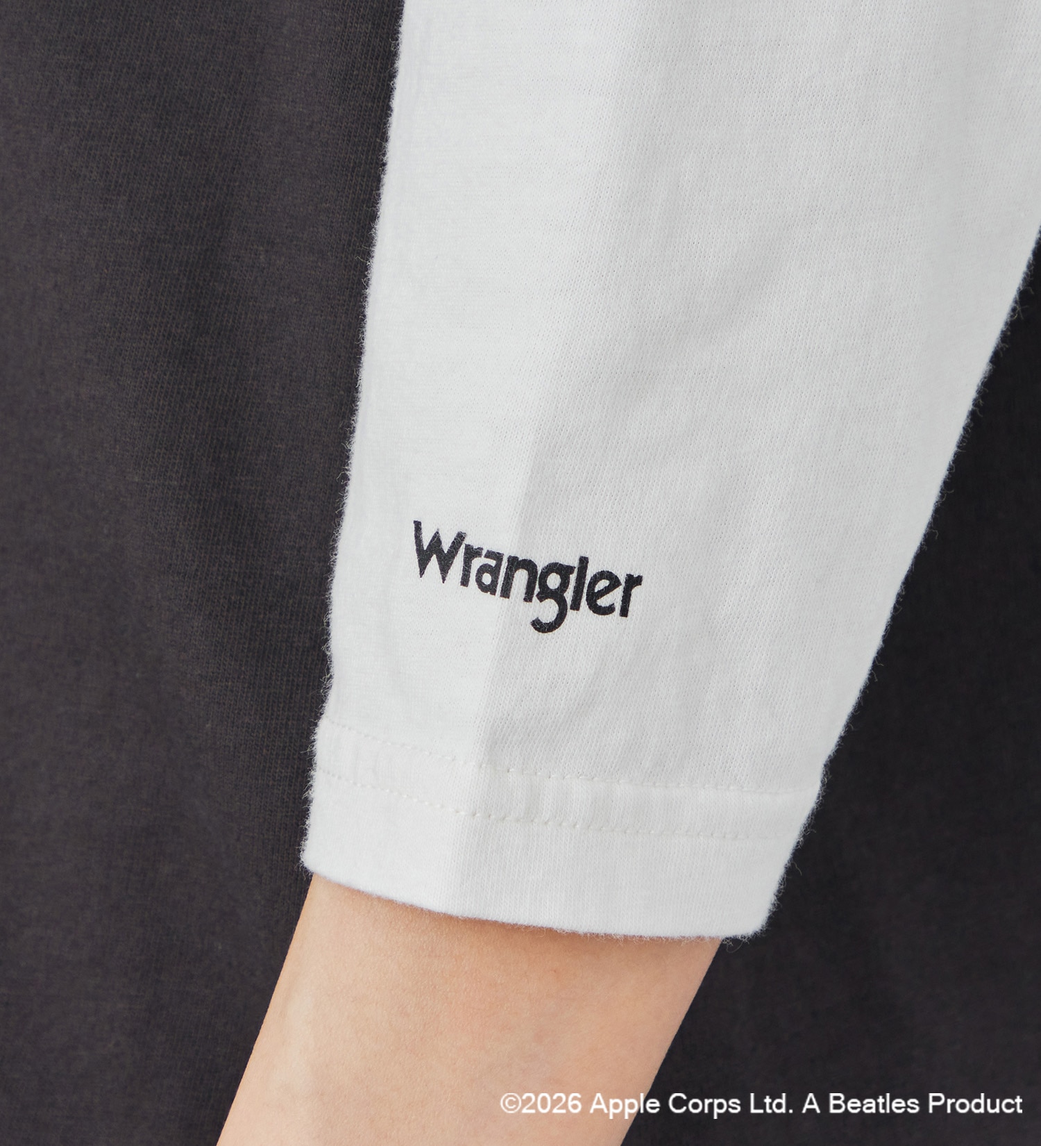 Wrangler(ラングラー)の【ポイントアップ対象】PRINT T-SHIRTS7分袖【BEATLES】|トップス/Tシャツ/カットソー/メンズ|ブラック