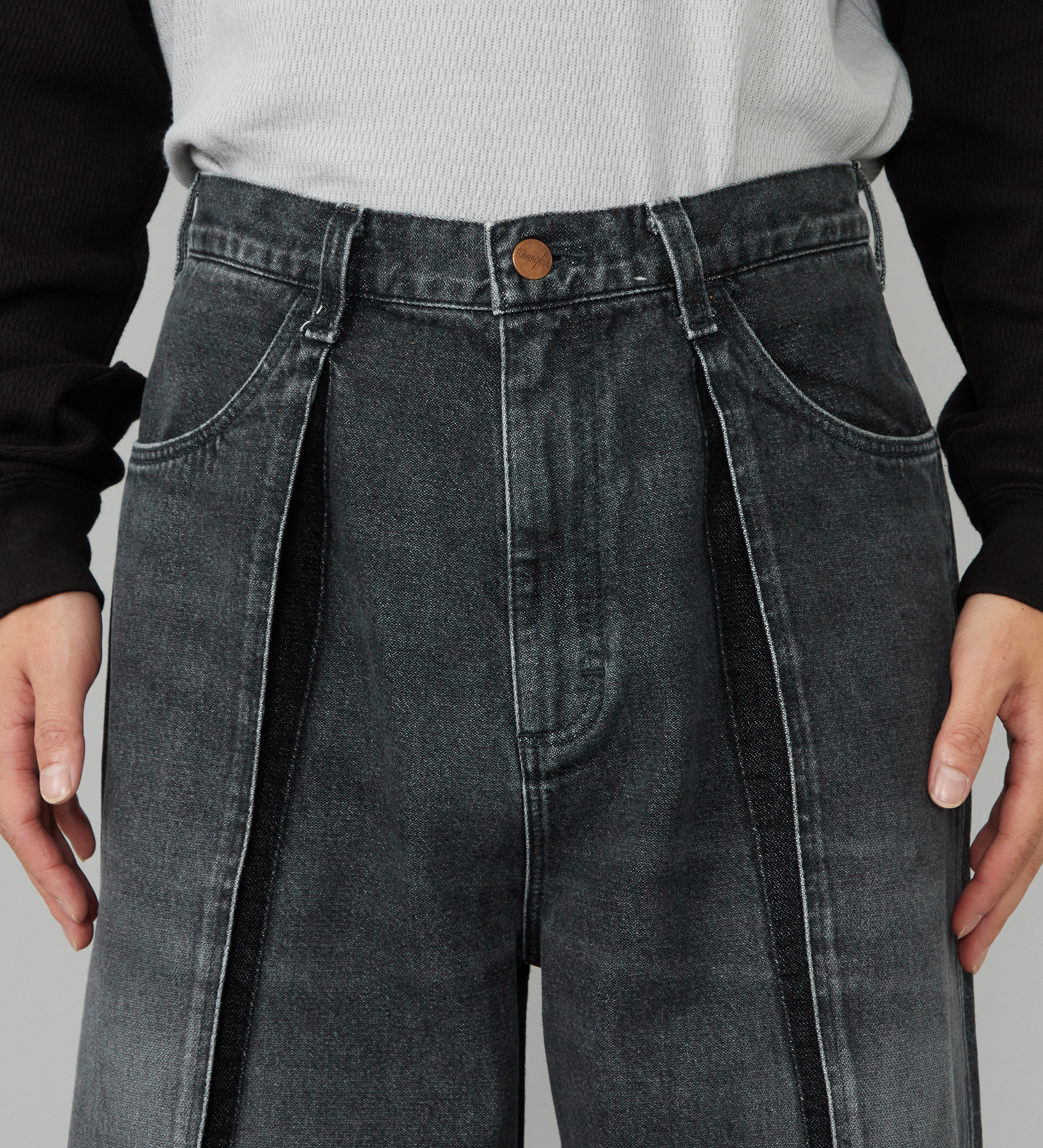 Wrangler(ラングラー)のWREMAKE RAYERD JEAN/リメイクレイヤードジーンズ【セットアップ可】|パンツ/デニム/ジーンズパンツ/メンズ|ブラックデニム