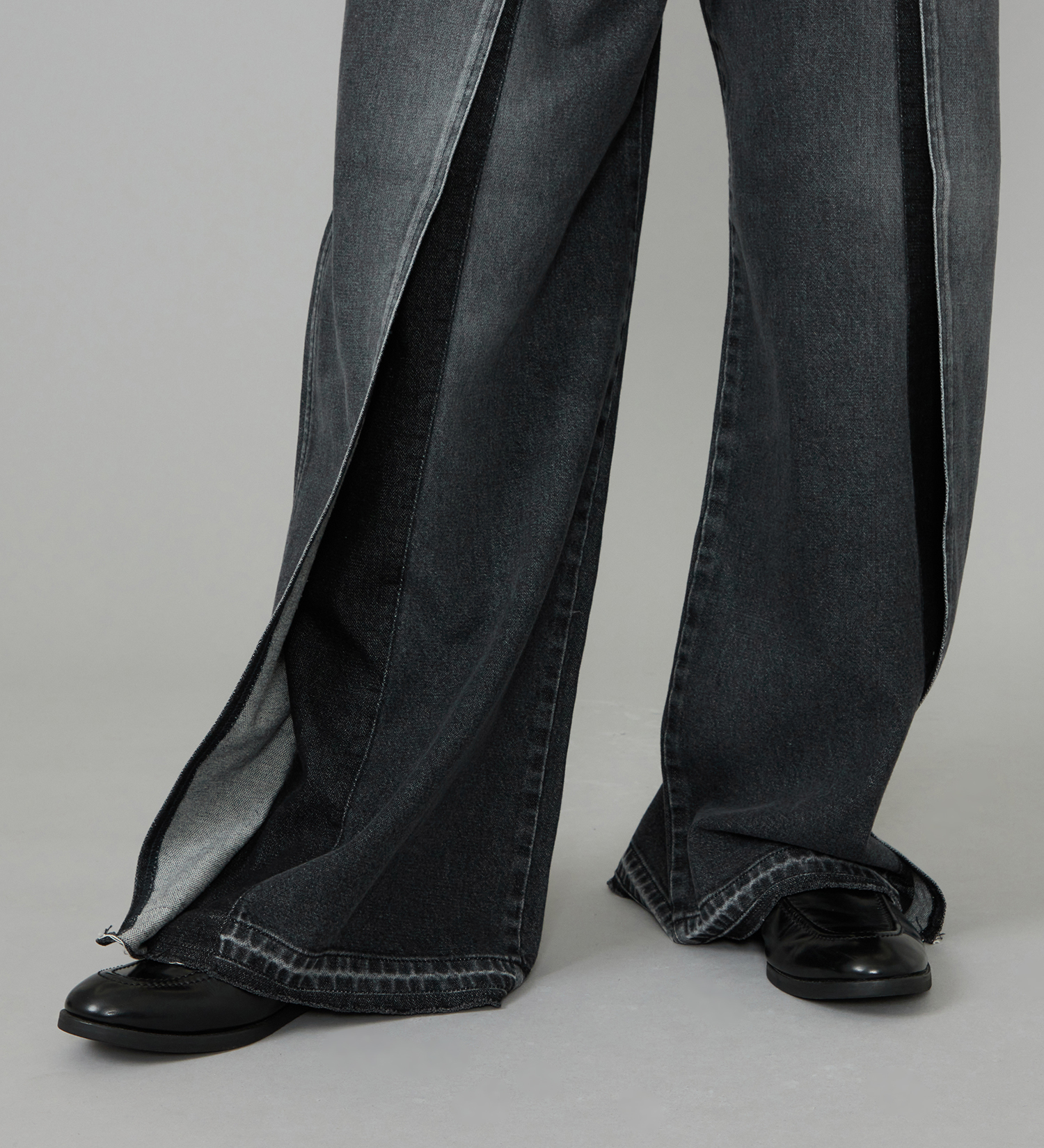 Wrangler(ラングラー)のWREMAKE RAYERD JEAN/リメイクレイヤードジーンズ【セットアップ可】|パンツ/デニム/ジーンズパンツ/メンズ|ブラックデニム