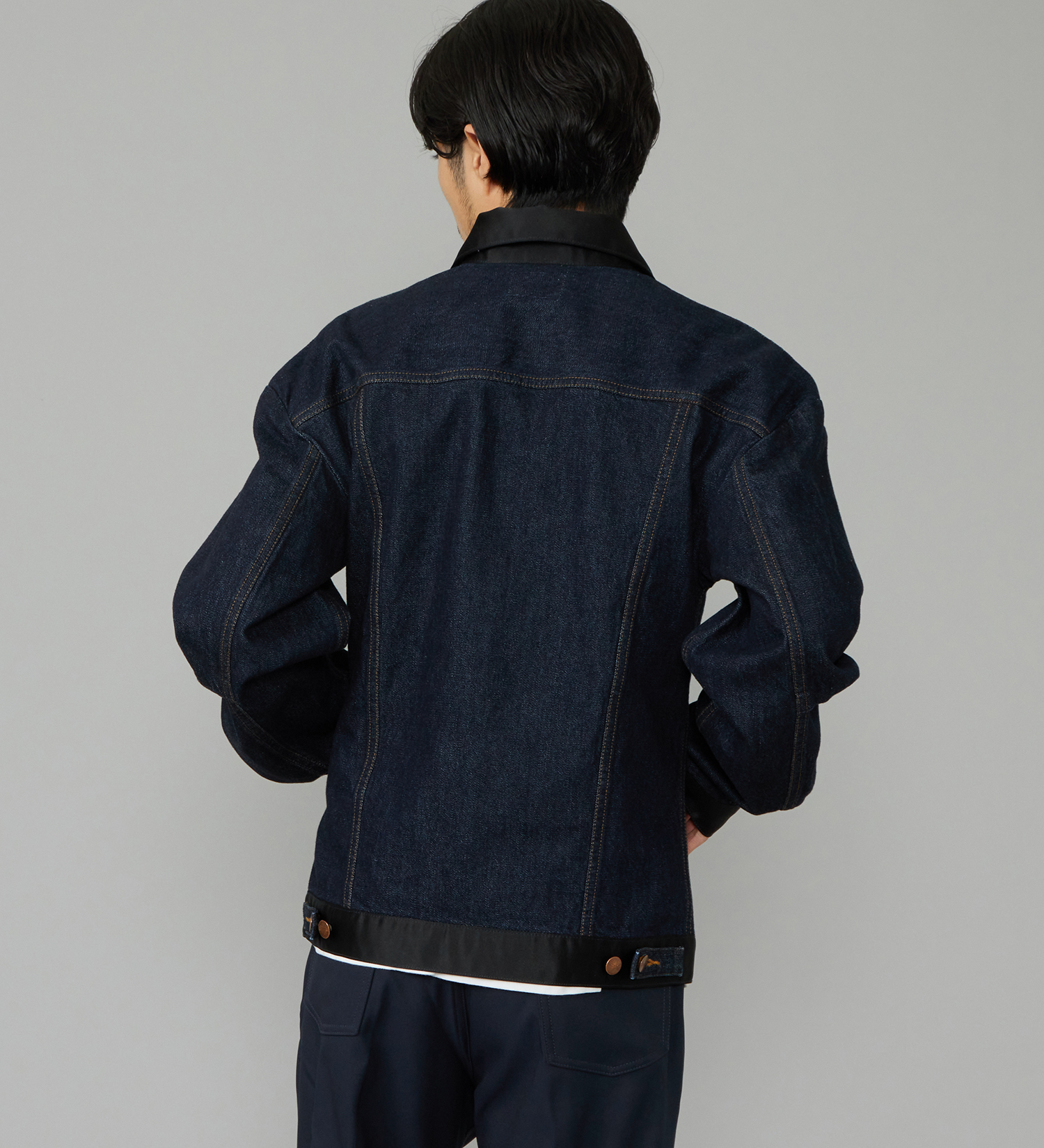 Wrangler(ラングラー)の【試着対象】SWITCHED 24MJZ/デニム×サテンリメイクジャケット【セットアップ可】|ジャケット/アウター/デニムジャケット/レディース|インディゴブルー