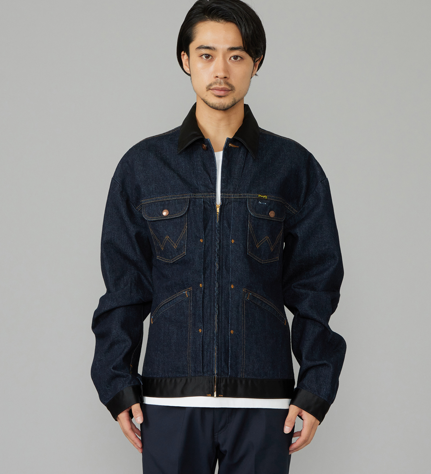 Wrangler(ラングラー)の【試着対象】SWITCHED 24MJZ/デニム×サテンリメイクジャケット【セットアップ可】|ジャケット/アウター/デニムジャケット/レディース|インディゴブルー