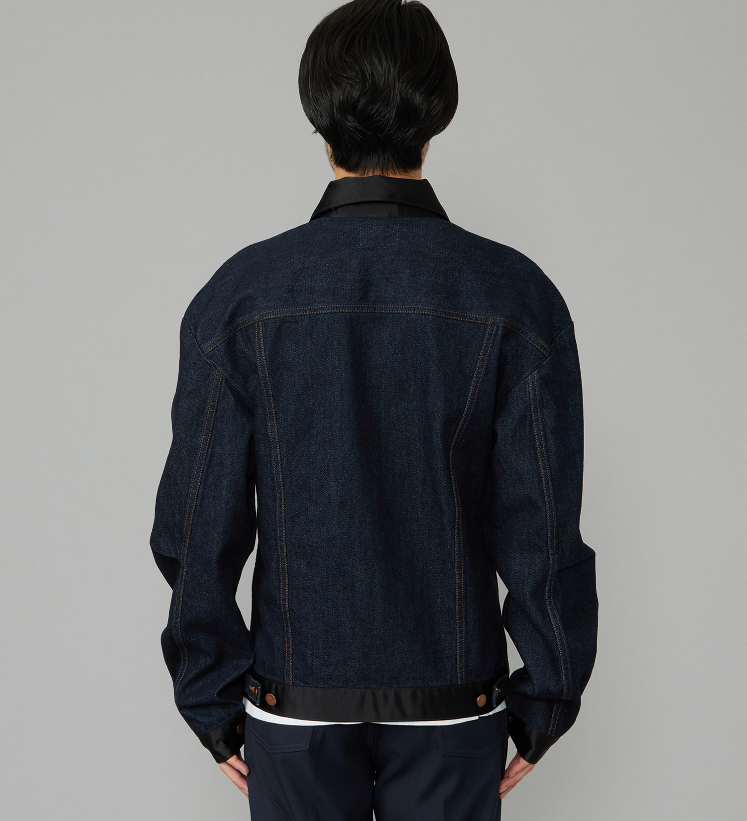 Wrangler(ラングラー)の【試着対象】SWITCHED 24MJZ/デニム×サテンリメイクジャケット【セットアップ可】|ジャケット/アウター/デニムジャケット/レディース|インディゴブルー