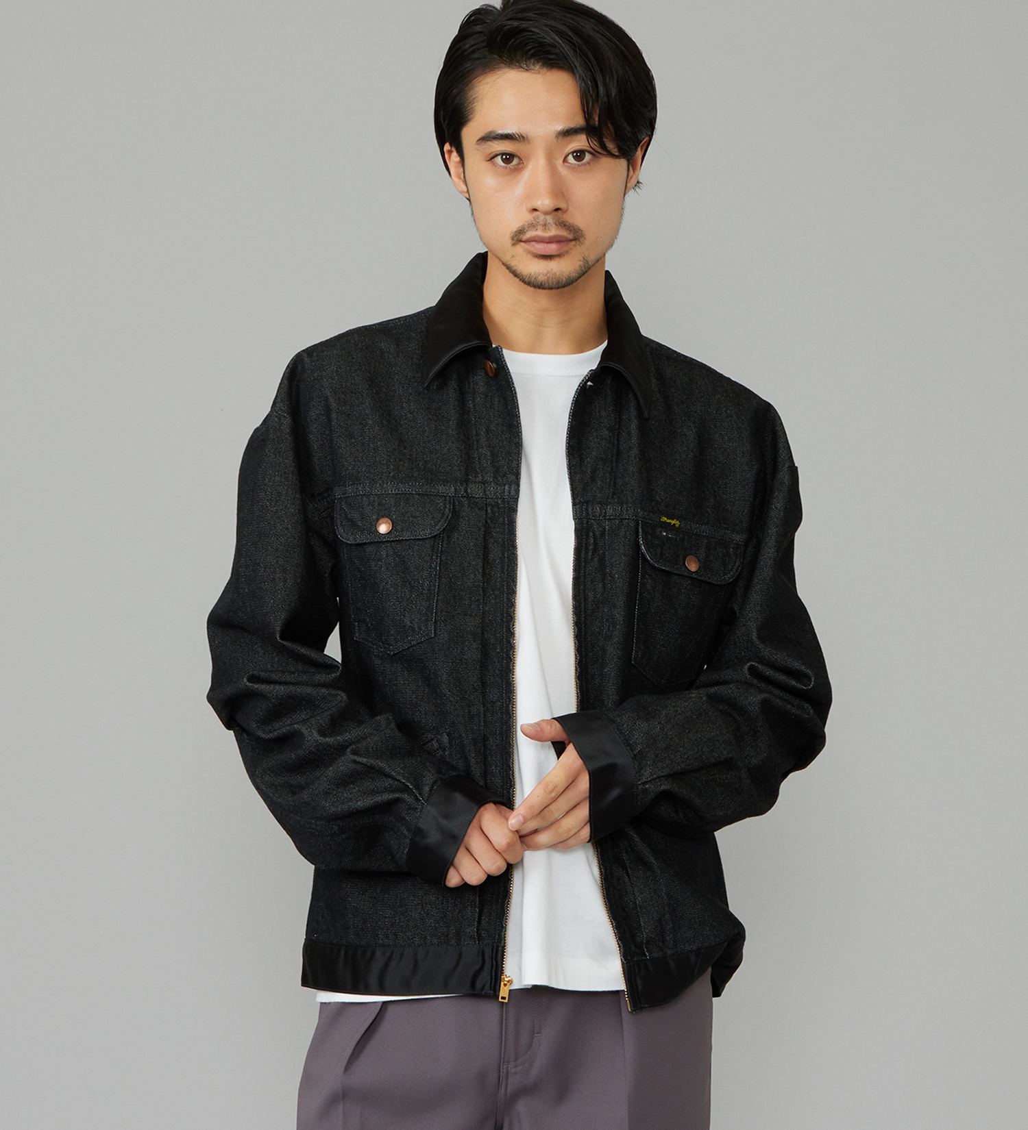 Wrangler(ラングラー)の【試着対象】SWITCHED 24MJZ/デニム×サテンリメイクジャケット【セットアップ可】|ジャケット/アウター/デニムジャケット/レディース|ブラックデニム