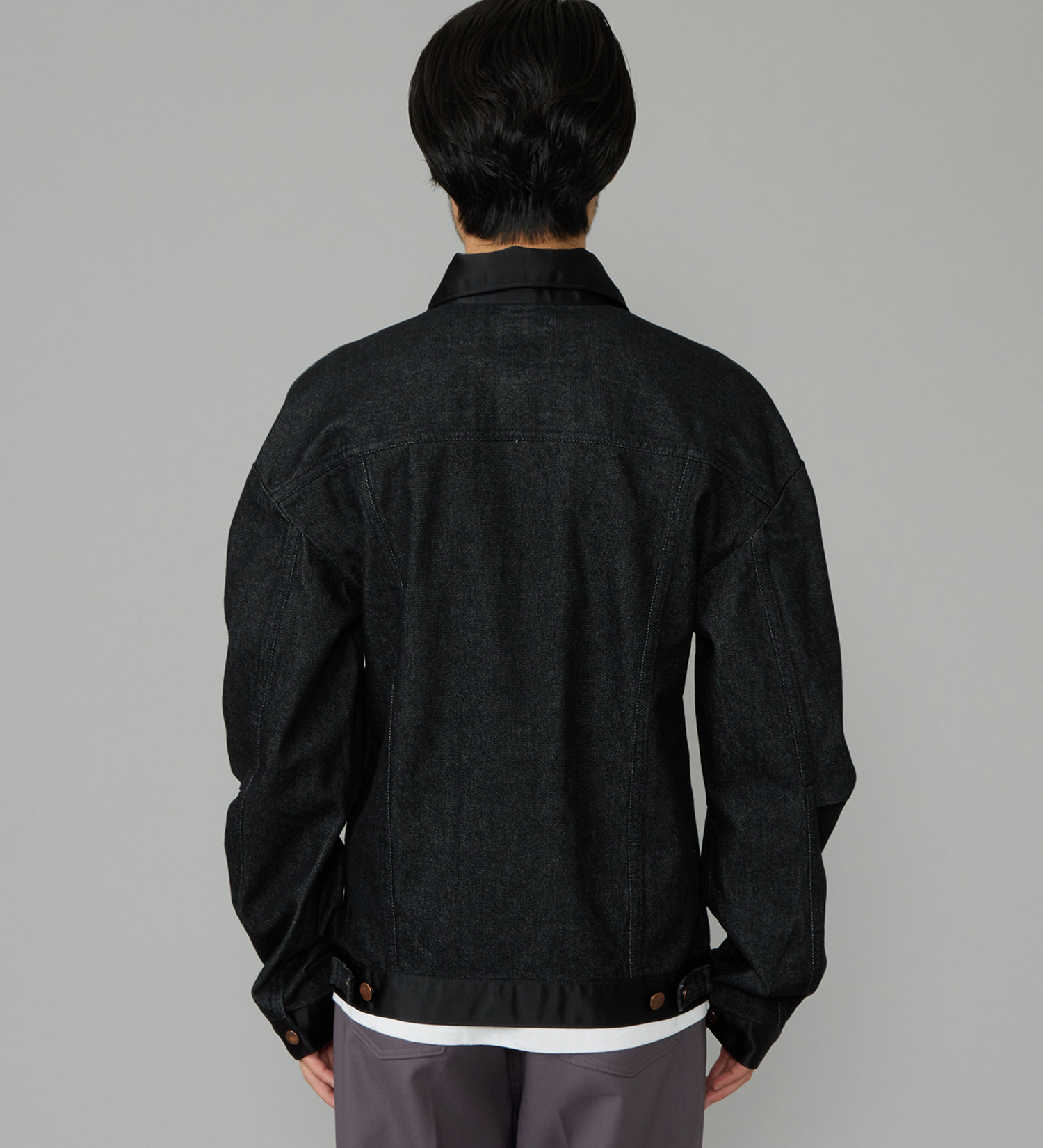 Wrangler(ラングラー)の【試着対象】SWITCHED 24MJZ/デニム×サテンリメイクジャケット【セットアップ可】|ジャケット/アウター/デニムジャケット/レディース|ブラックデニム