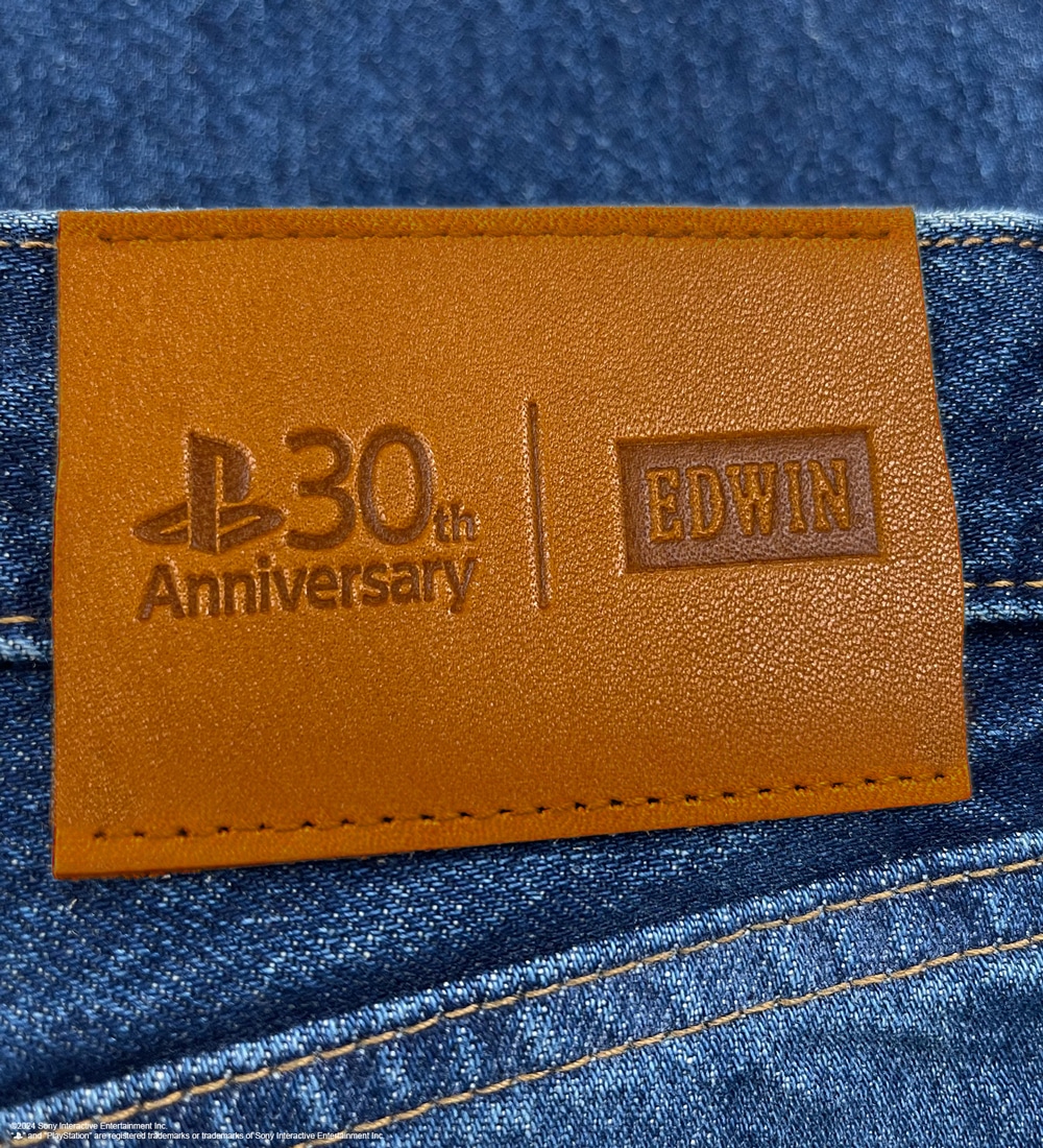 PlayStation × EDWIN 30 周年 ストレートジーンズ